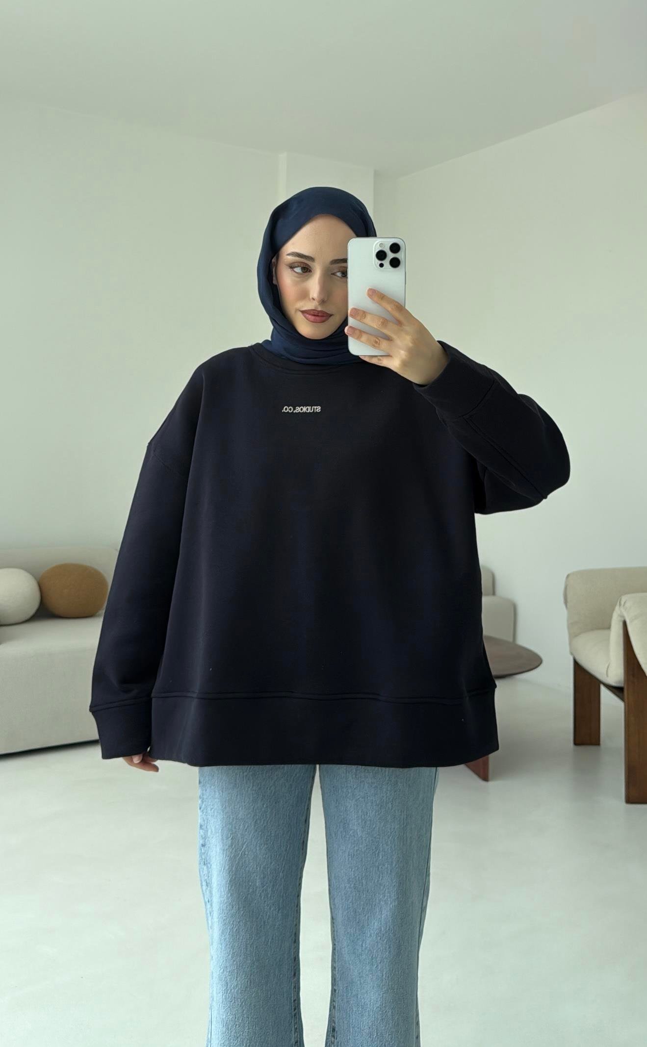 Minimal Baskılı Oversize Sweat Lacivert