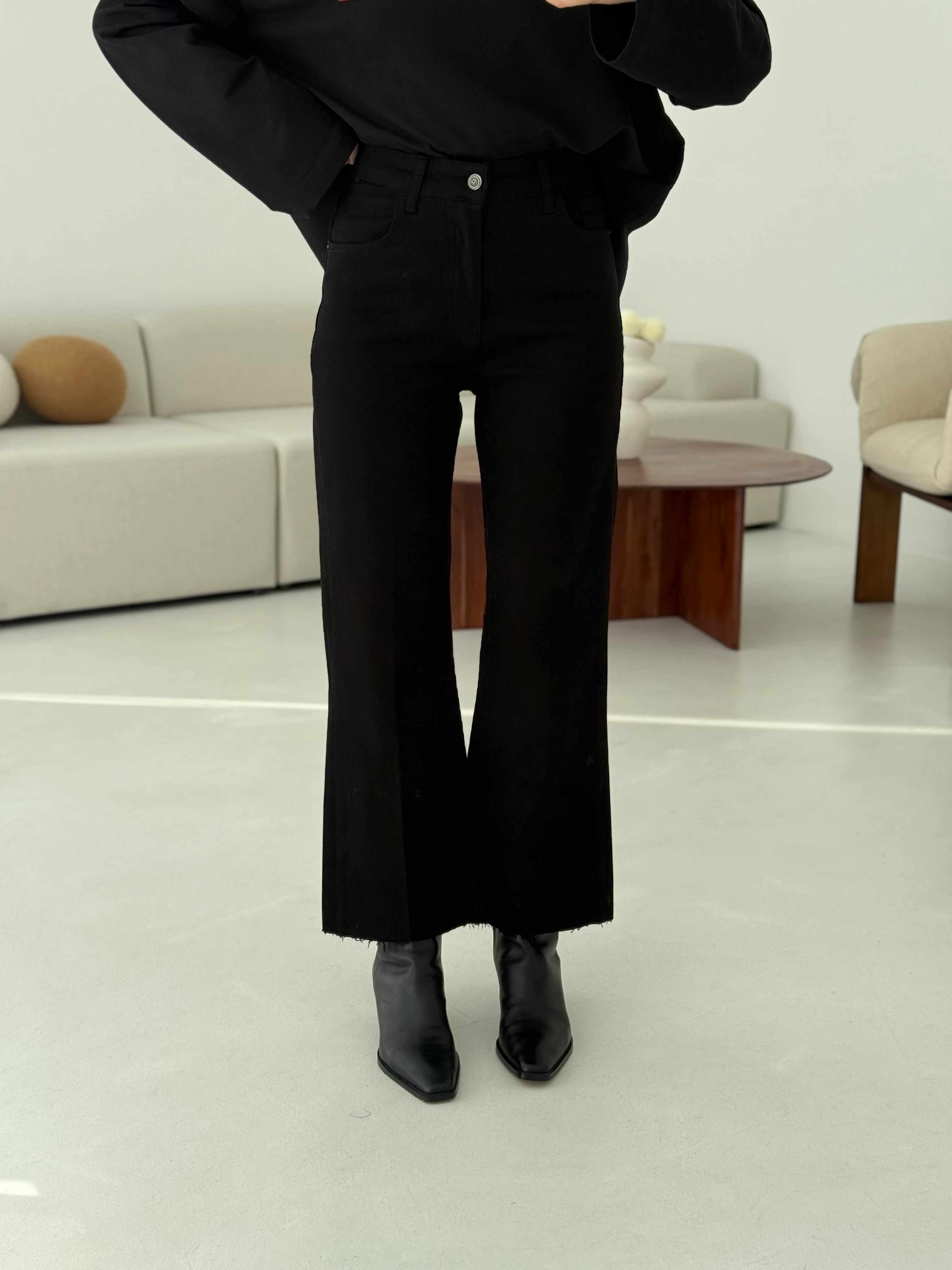 Premium Paçası Kesik Flare Jean Siyah