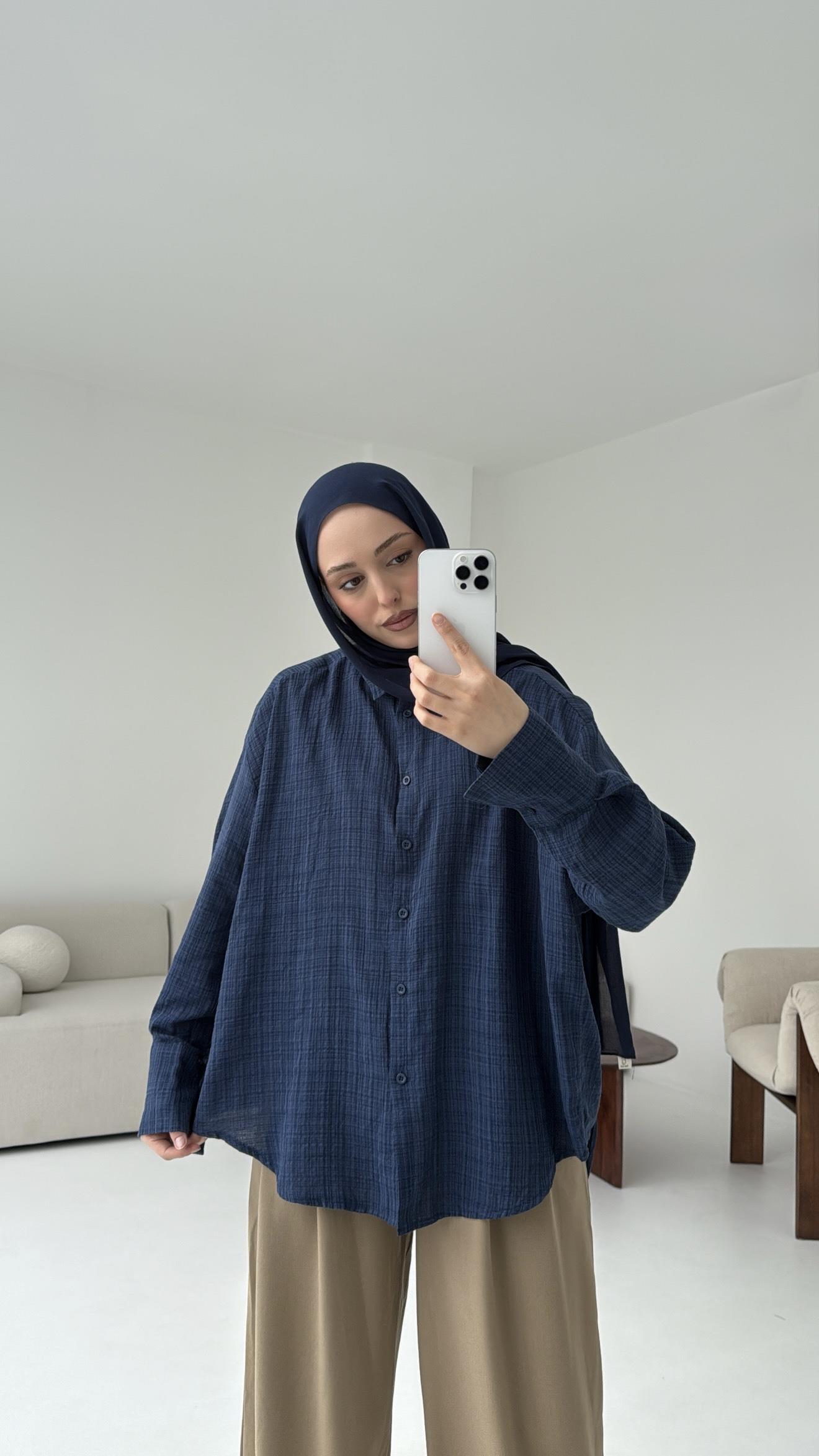 Kare Dokulu Lacivert Oversize Gömlek