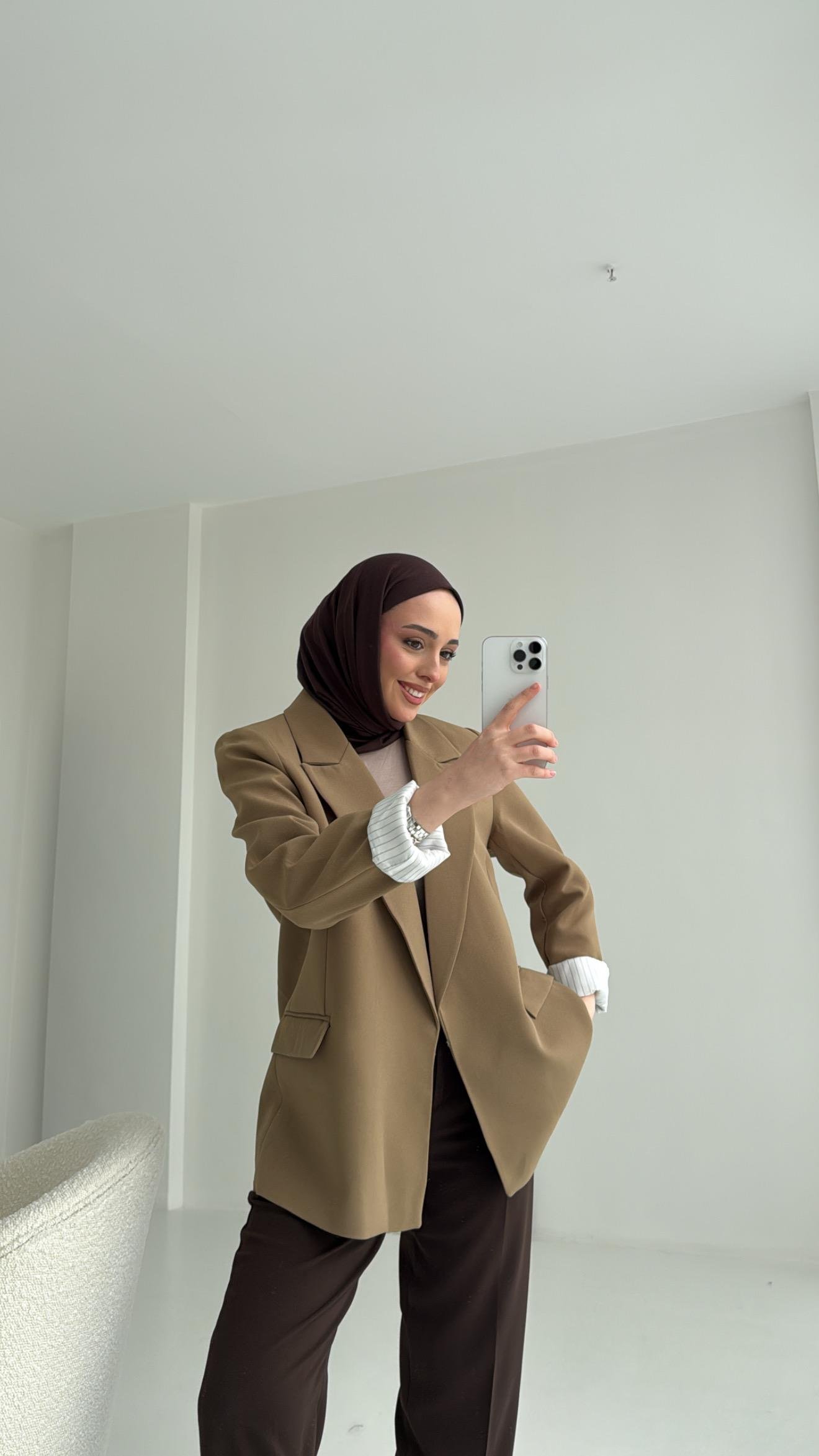 Kolu Katlamalı Blazer Ceket