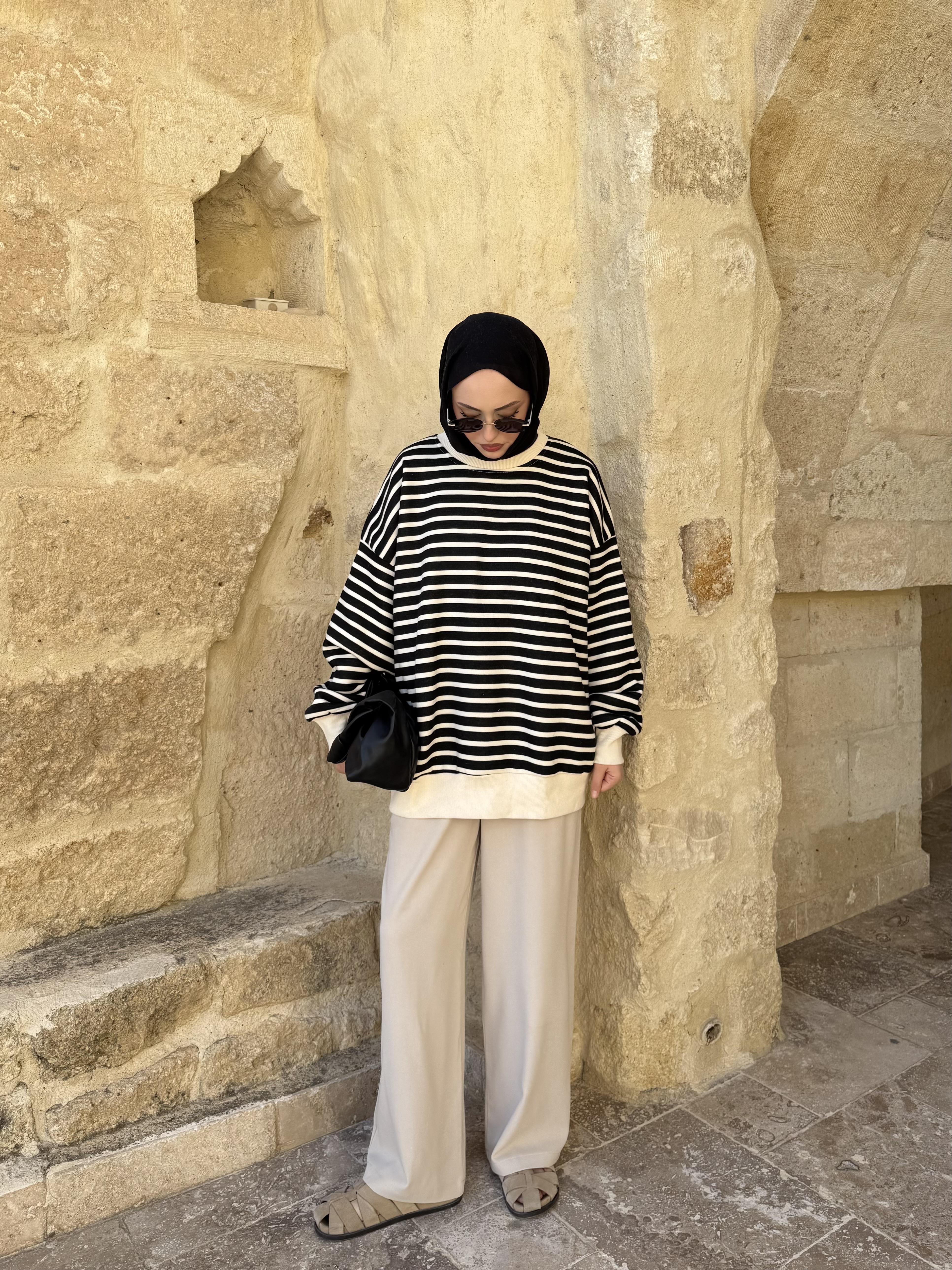 Çizgili Oversize Sweatshirt Ekru