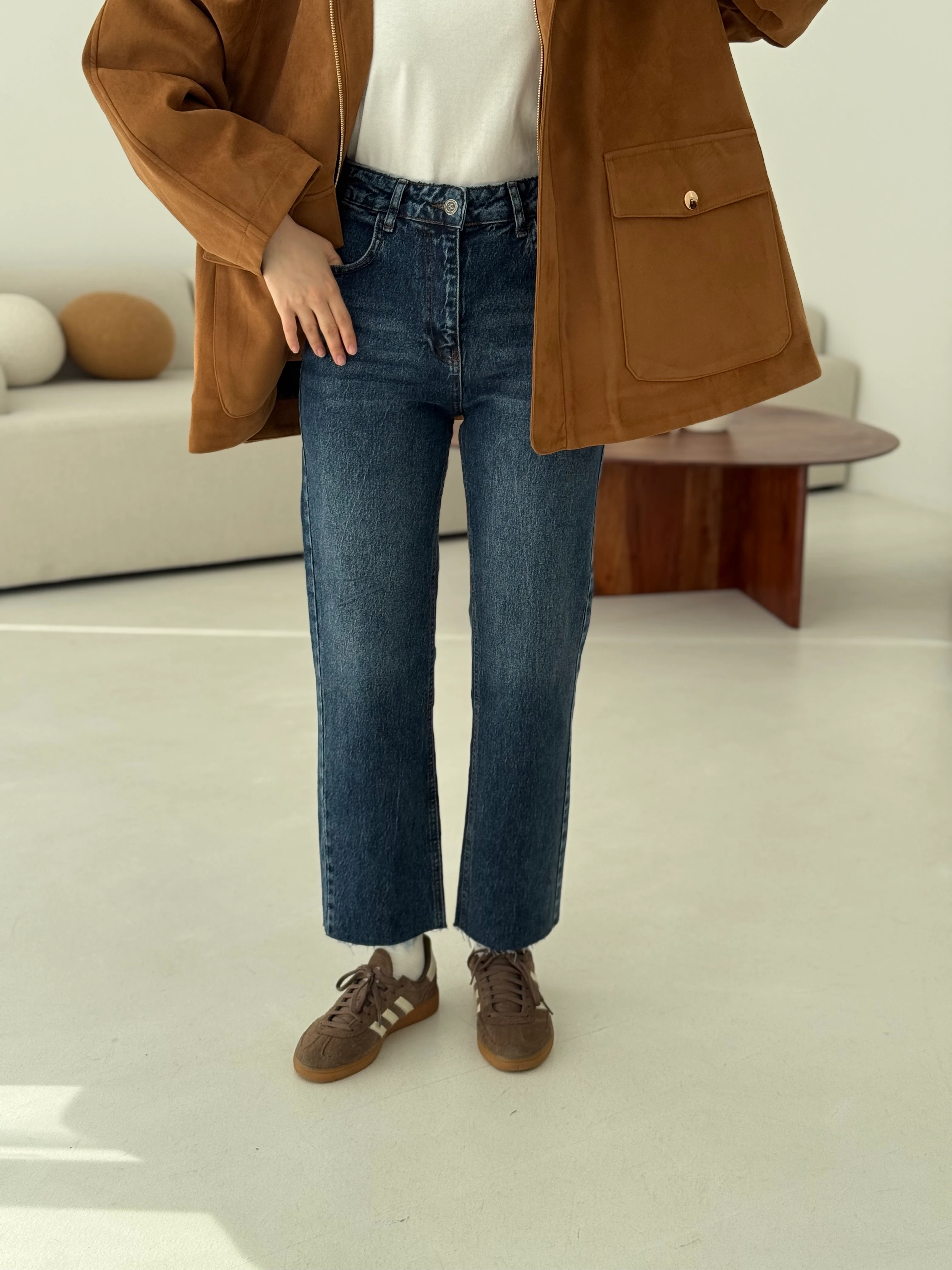 Premium Paçası Kesik Jean 138