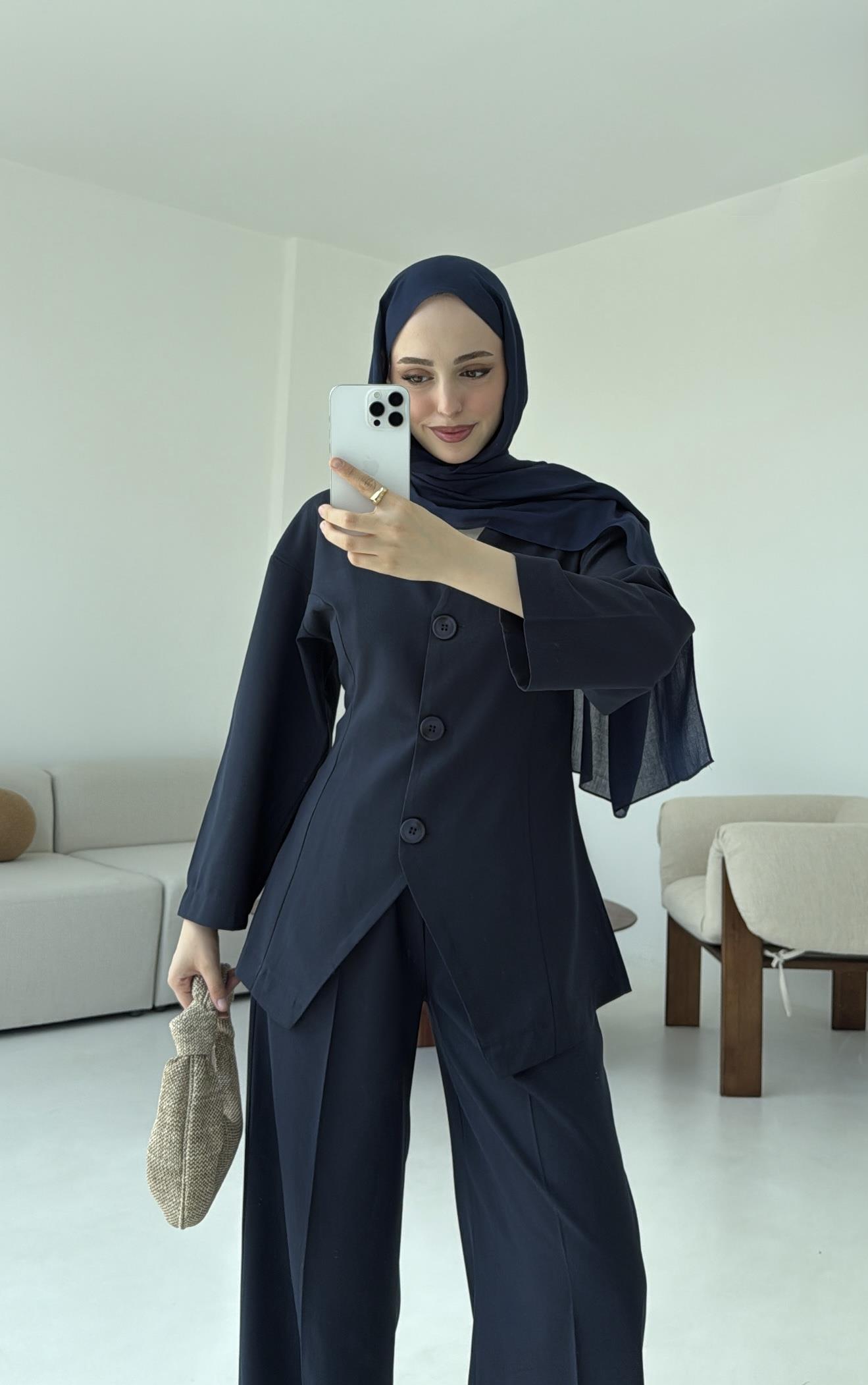 Mila Takım Lacivert