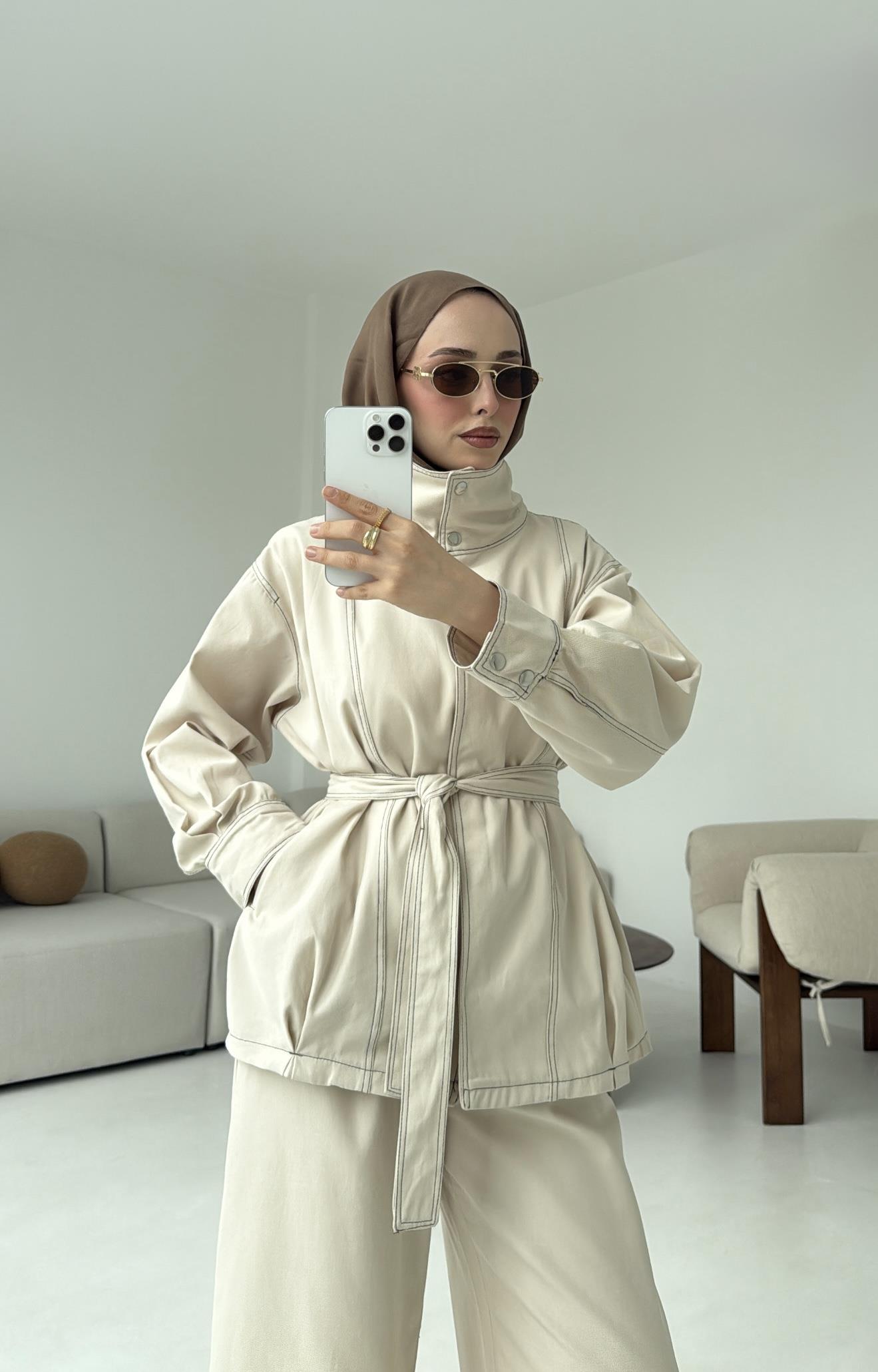 Kontrast Dikişli Gabardin Takım Bej
