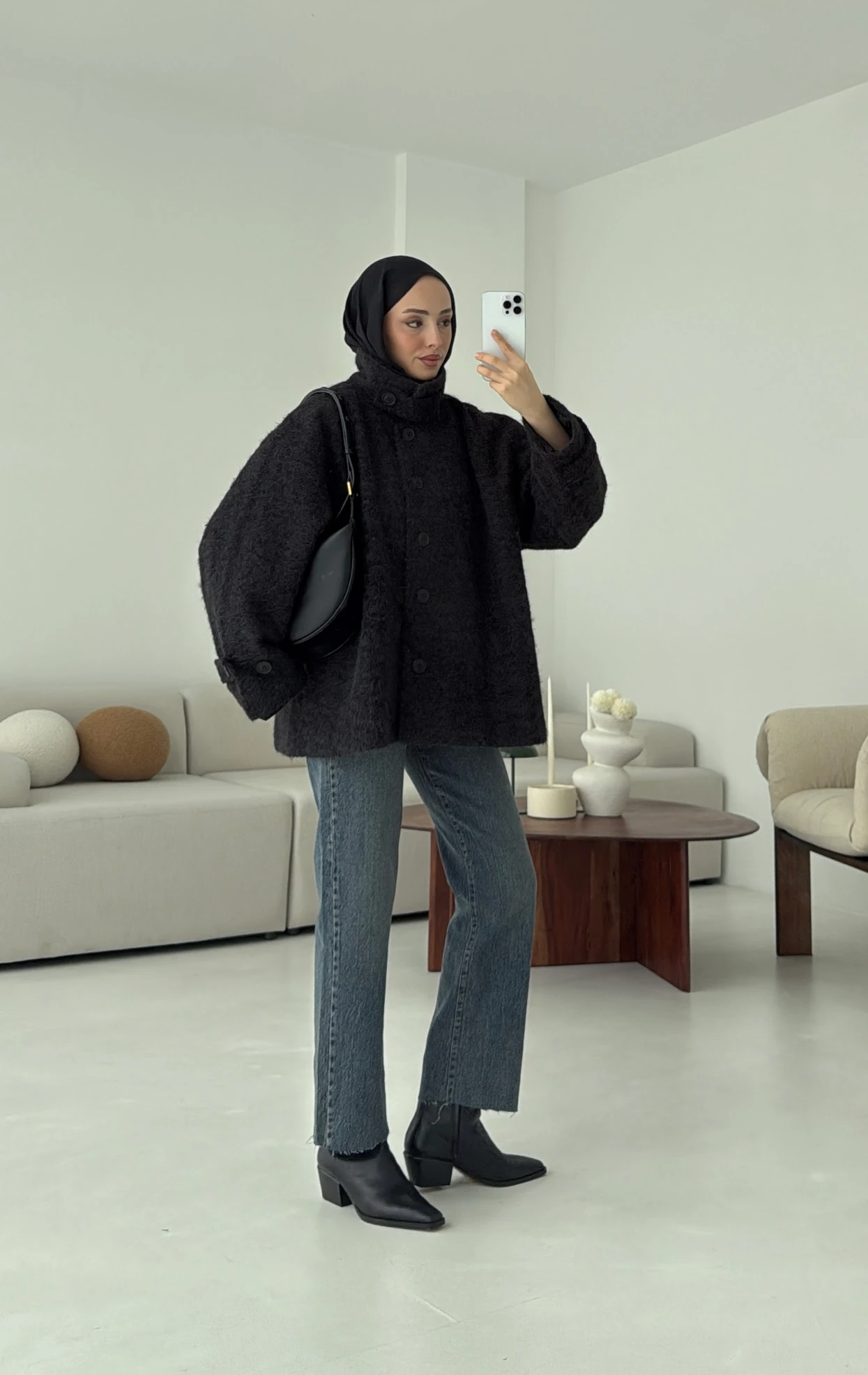 Boucle Yaka Detay Kaban Siyah