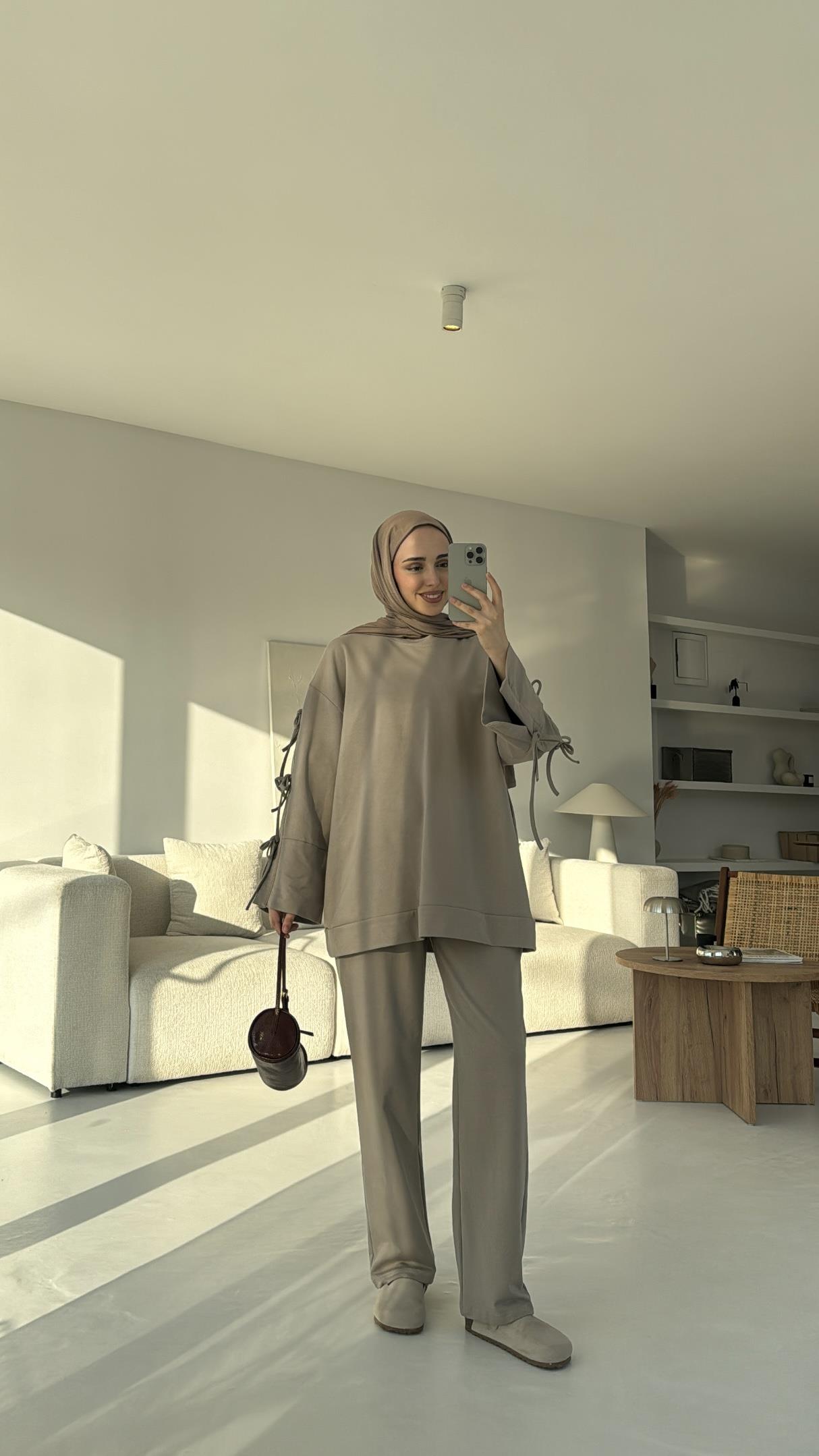 Kolları Detaylı Takım Vizon