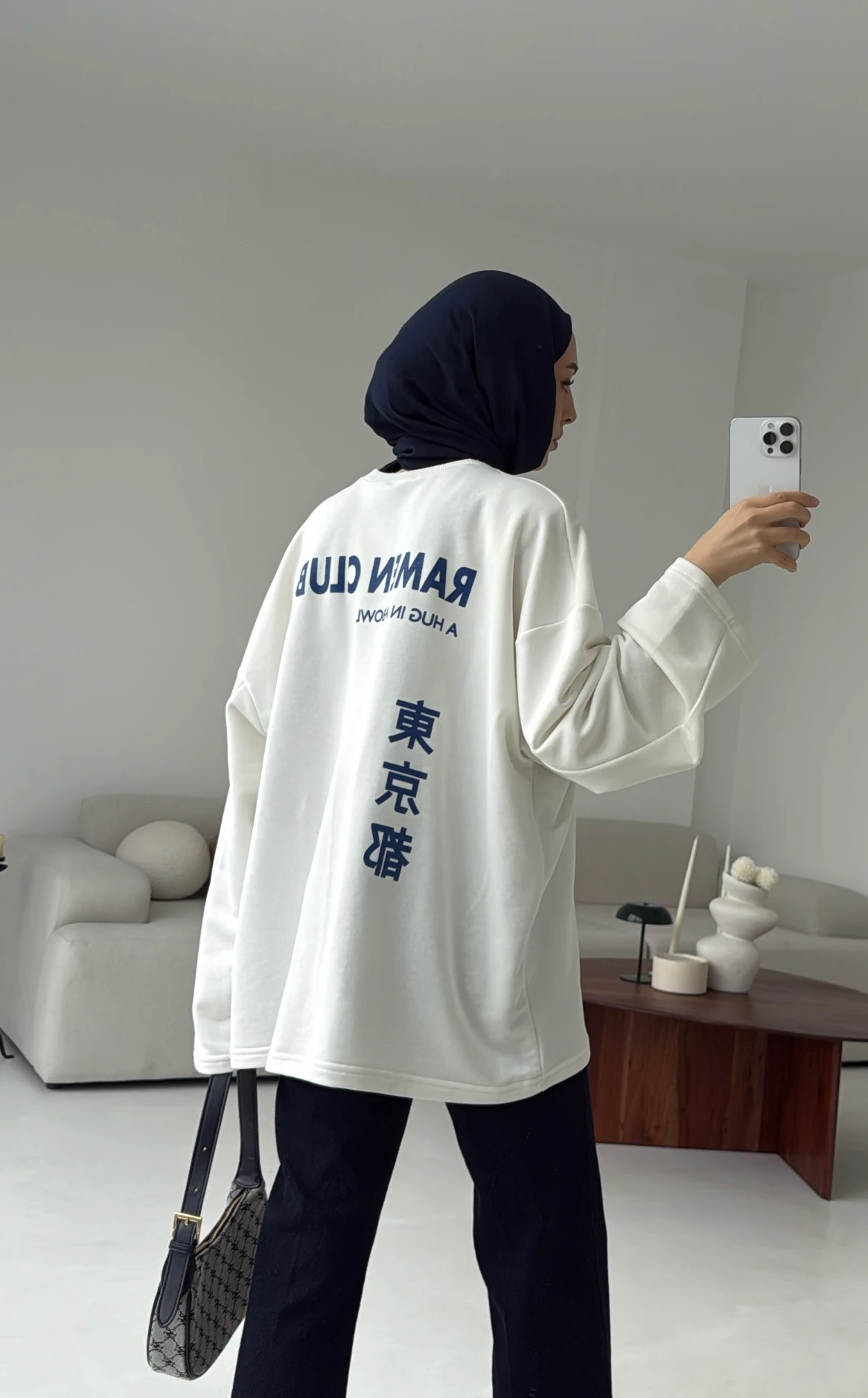 Ramen Baskılı Sweat Beyaz