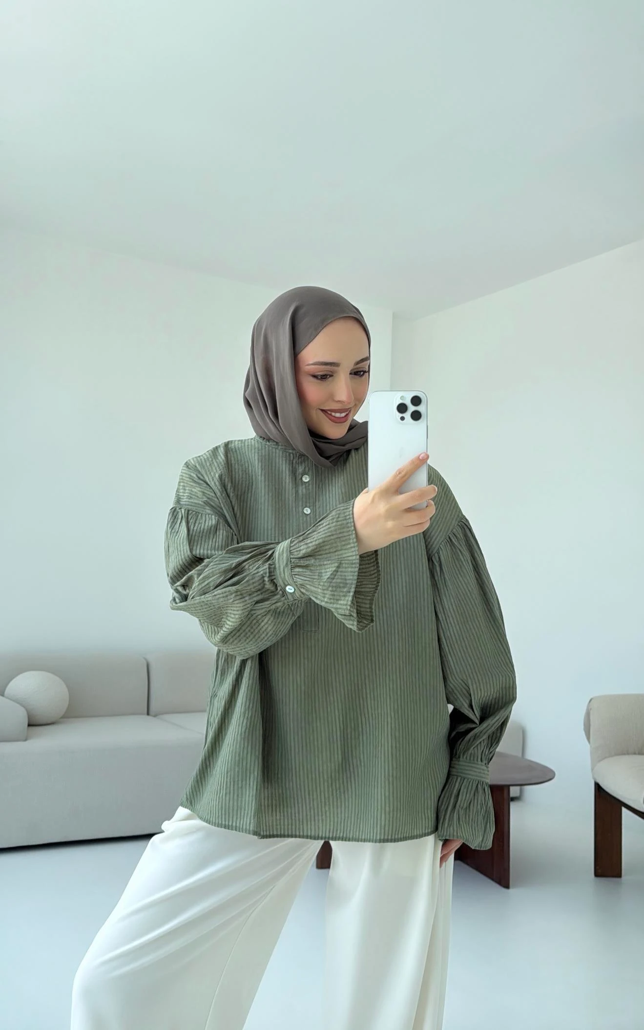 Premium Hakim Yaka Gömlek