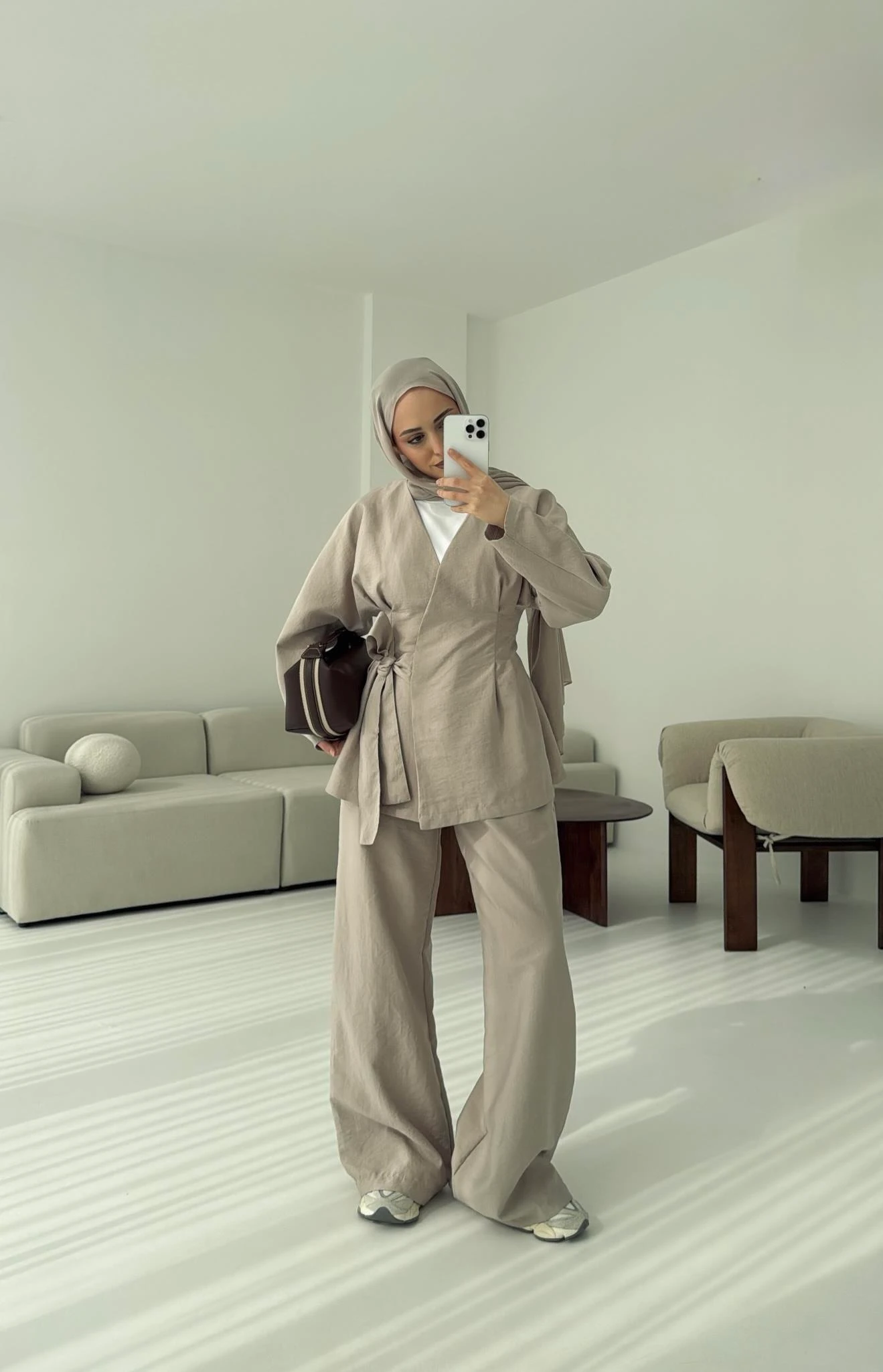 Bej Yandan Bağlamalı Takım