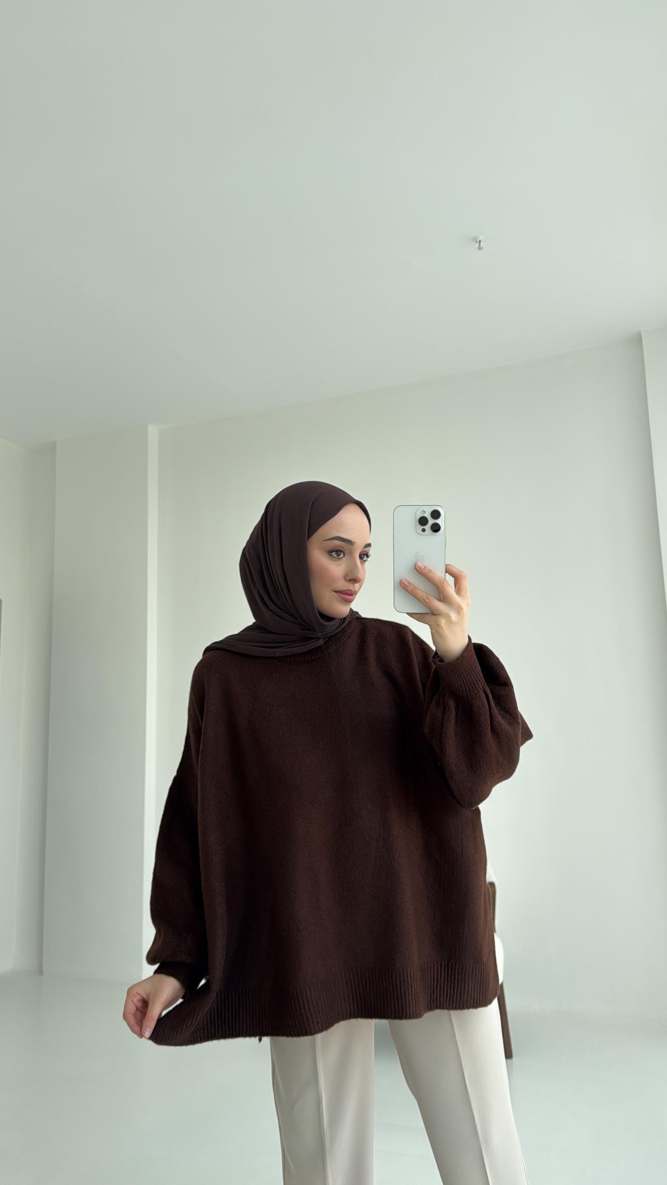 Yırtmaç Detay Balon Kol Triko Kahve