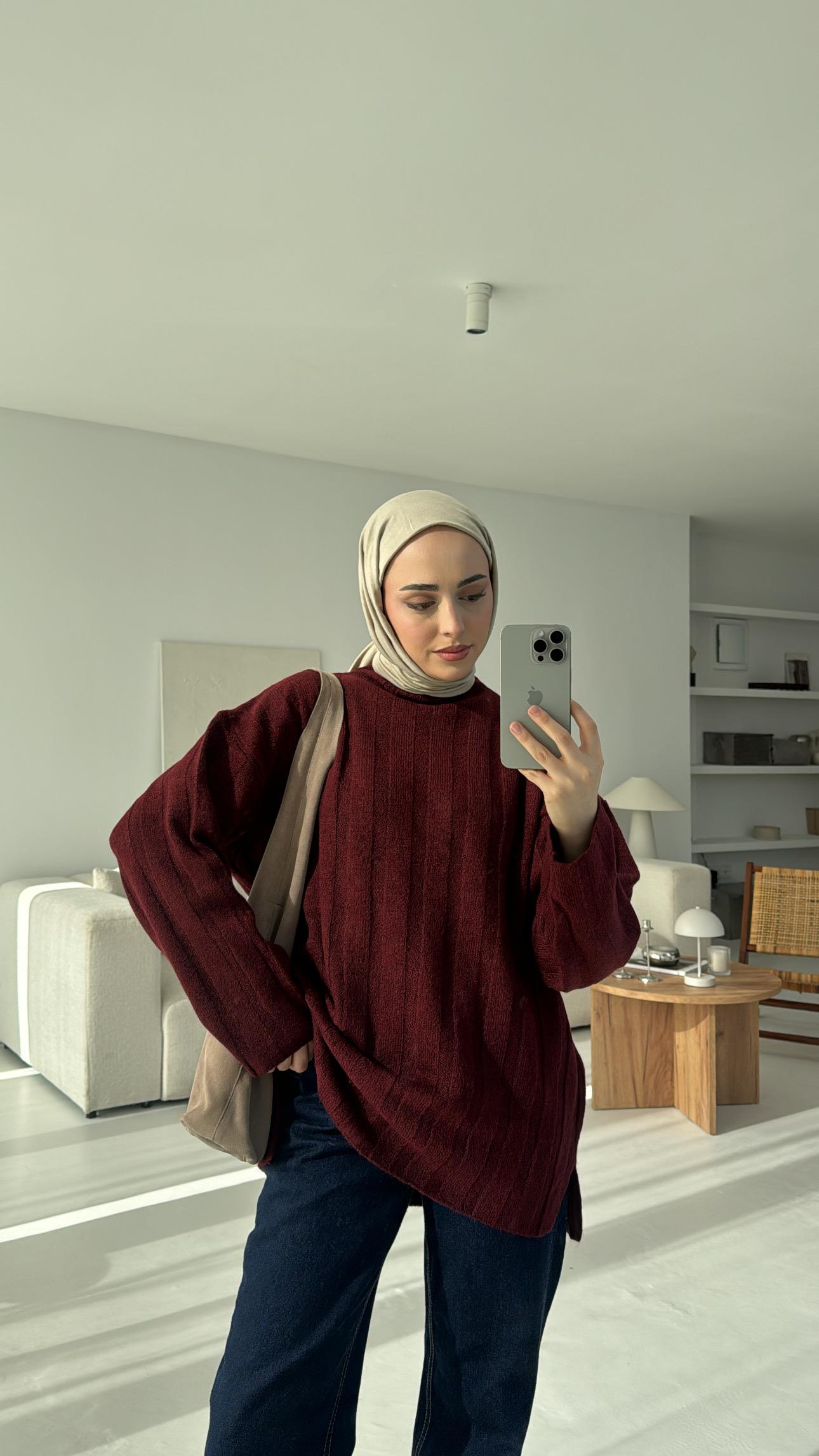 Yırtmaç Detaylı Triko Bordo