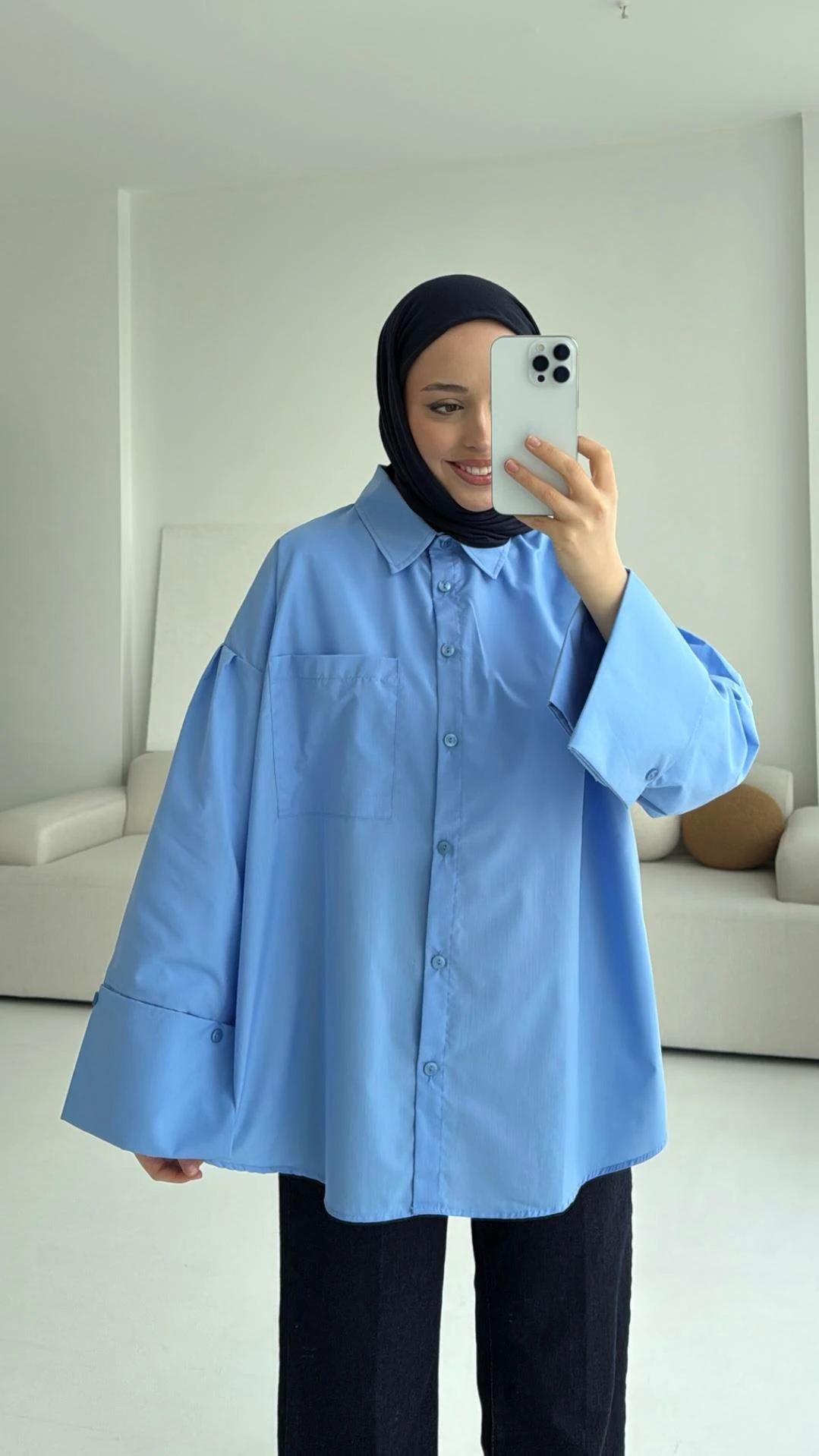 Kalın Manşetli Oversize Mavi Gömlek