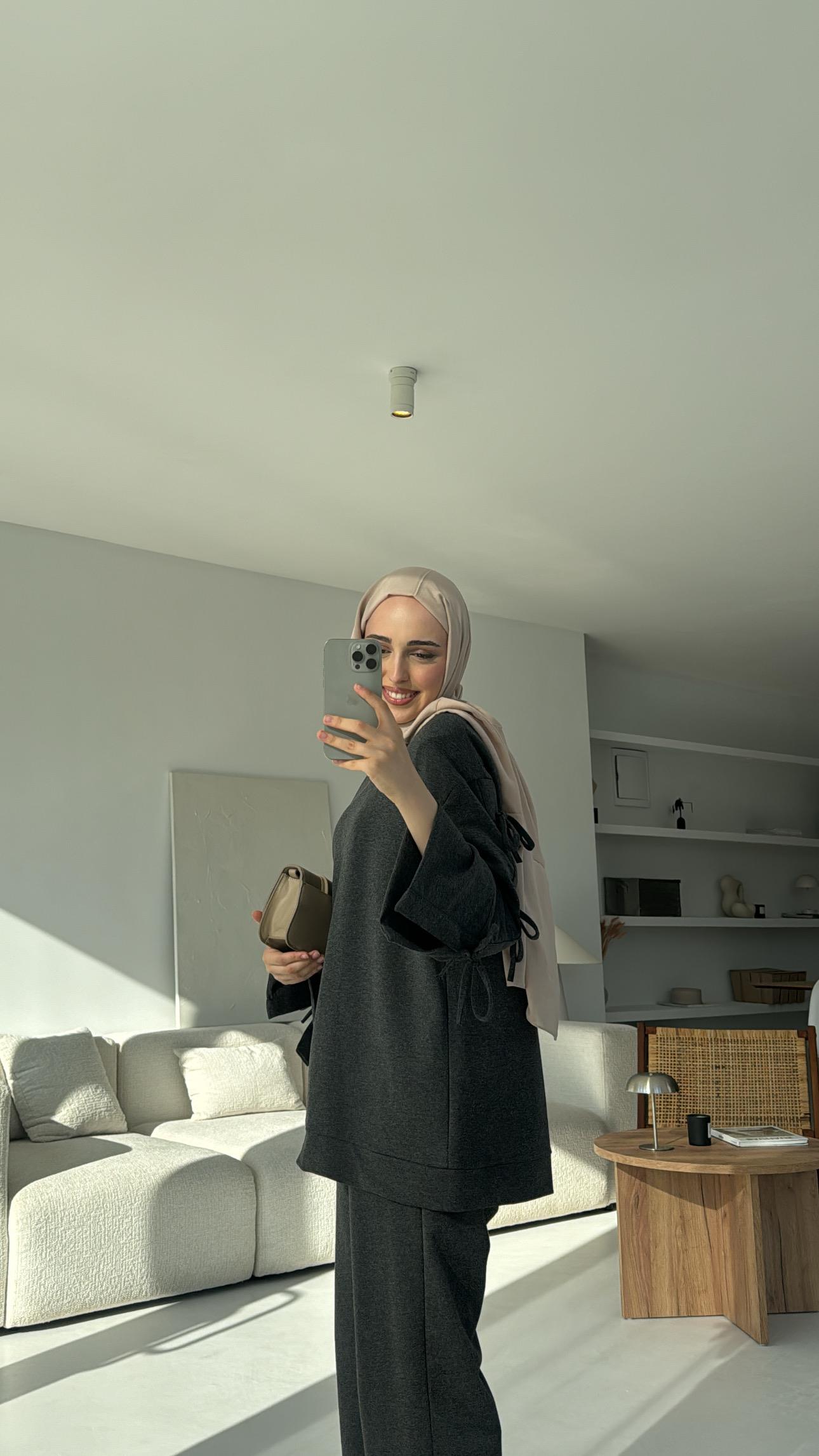 Kolları Detaylı Takım Koyu Gri