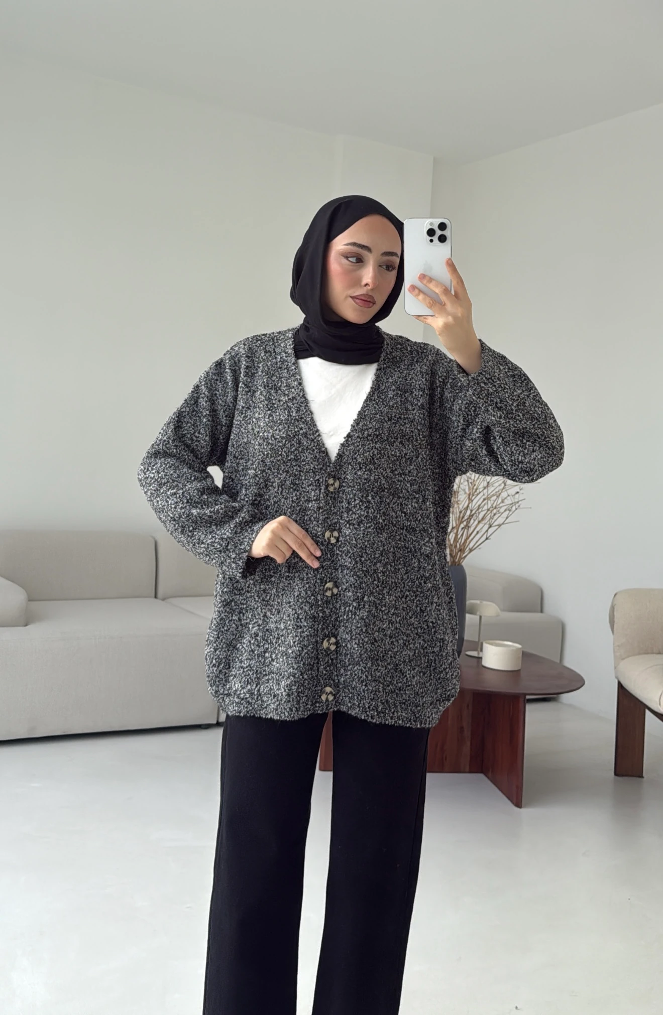 Siyah Benekli Hırka