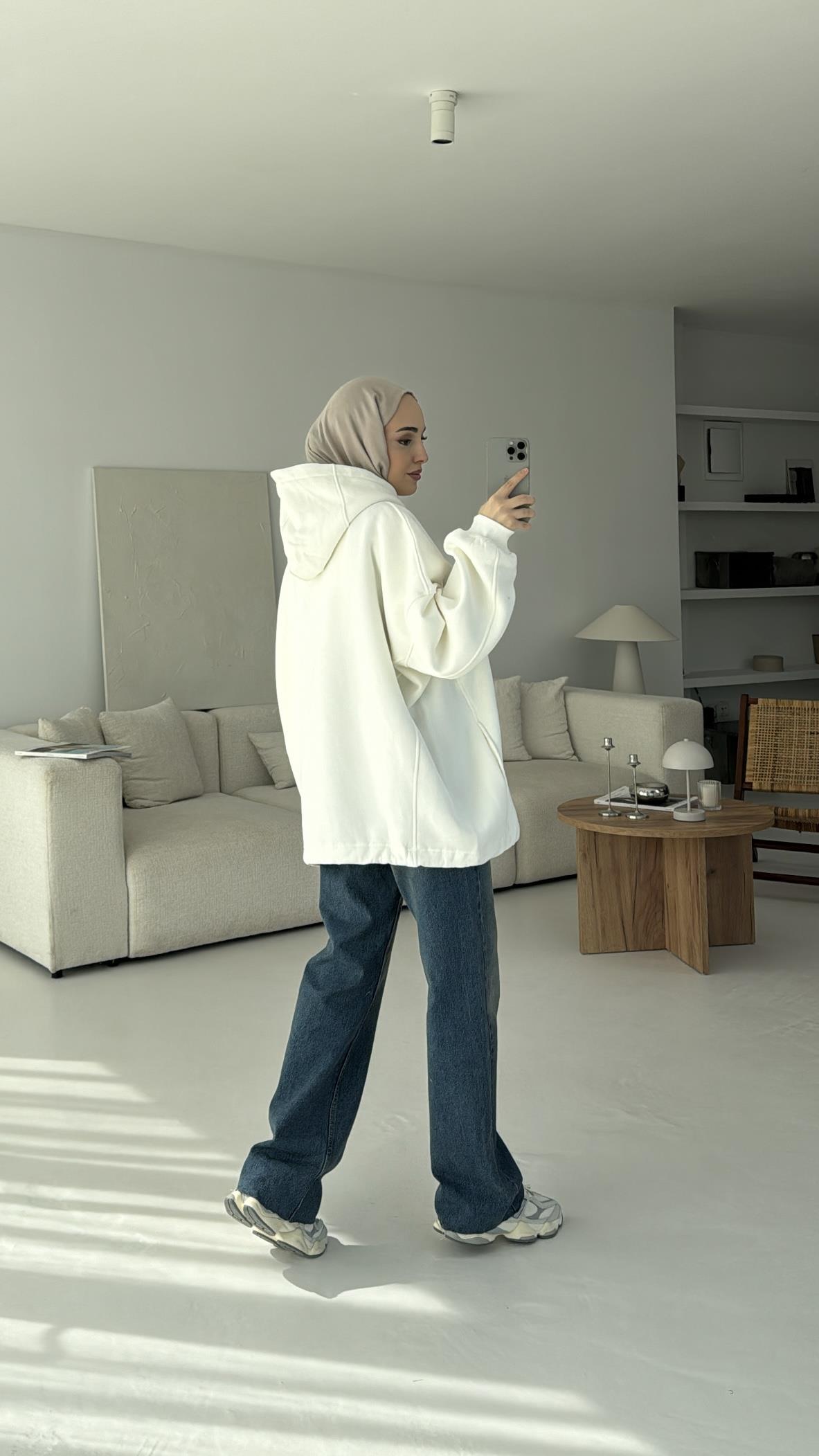 Savage Baskılı Swetshirt Beyaz