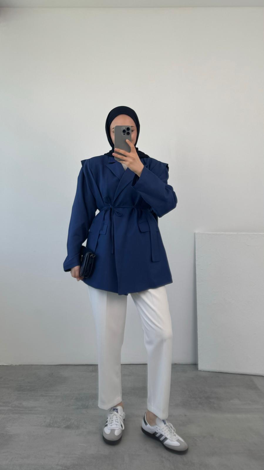 Keten Bağlamalı Lacivert Blazer