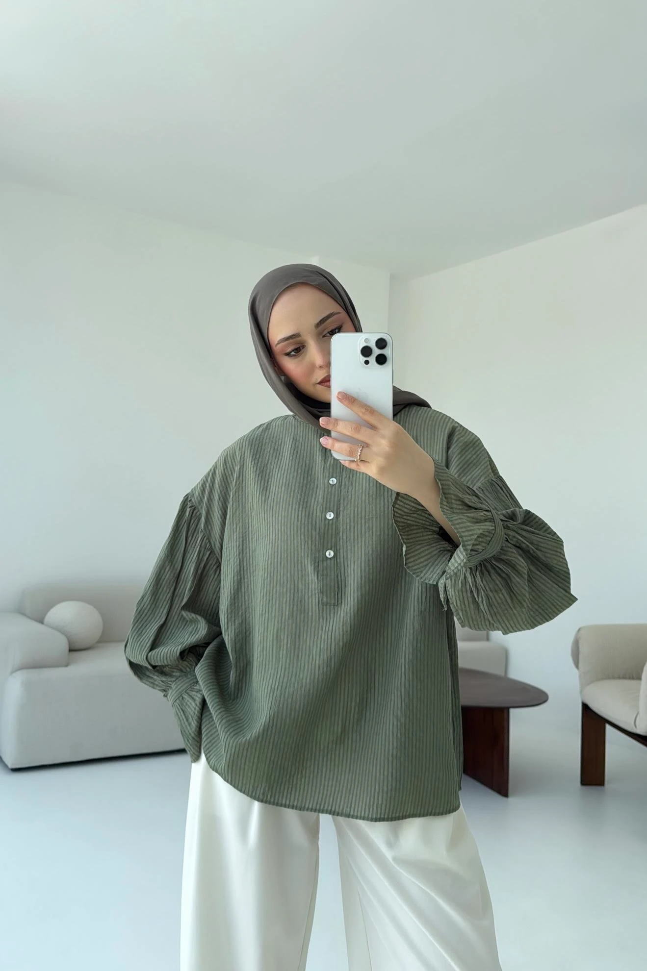 Premium Hakim Yaka Gömlek