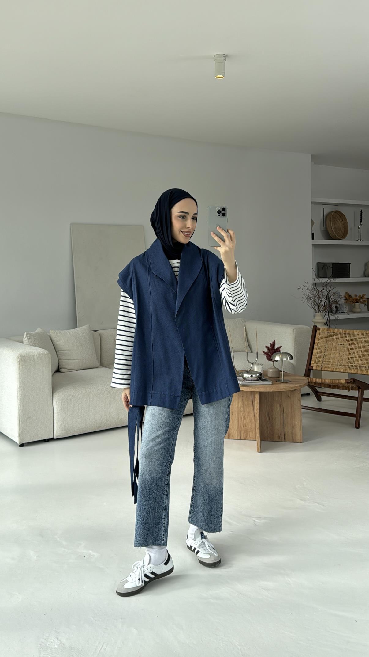 Pamuklu Gabardin Bağlamalı Yelek Lacivert