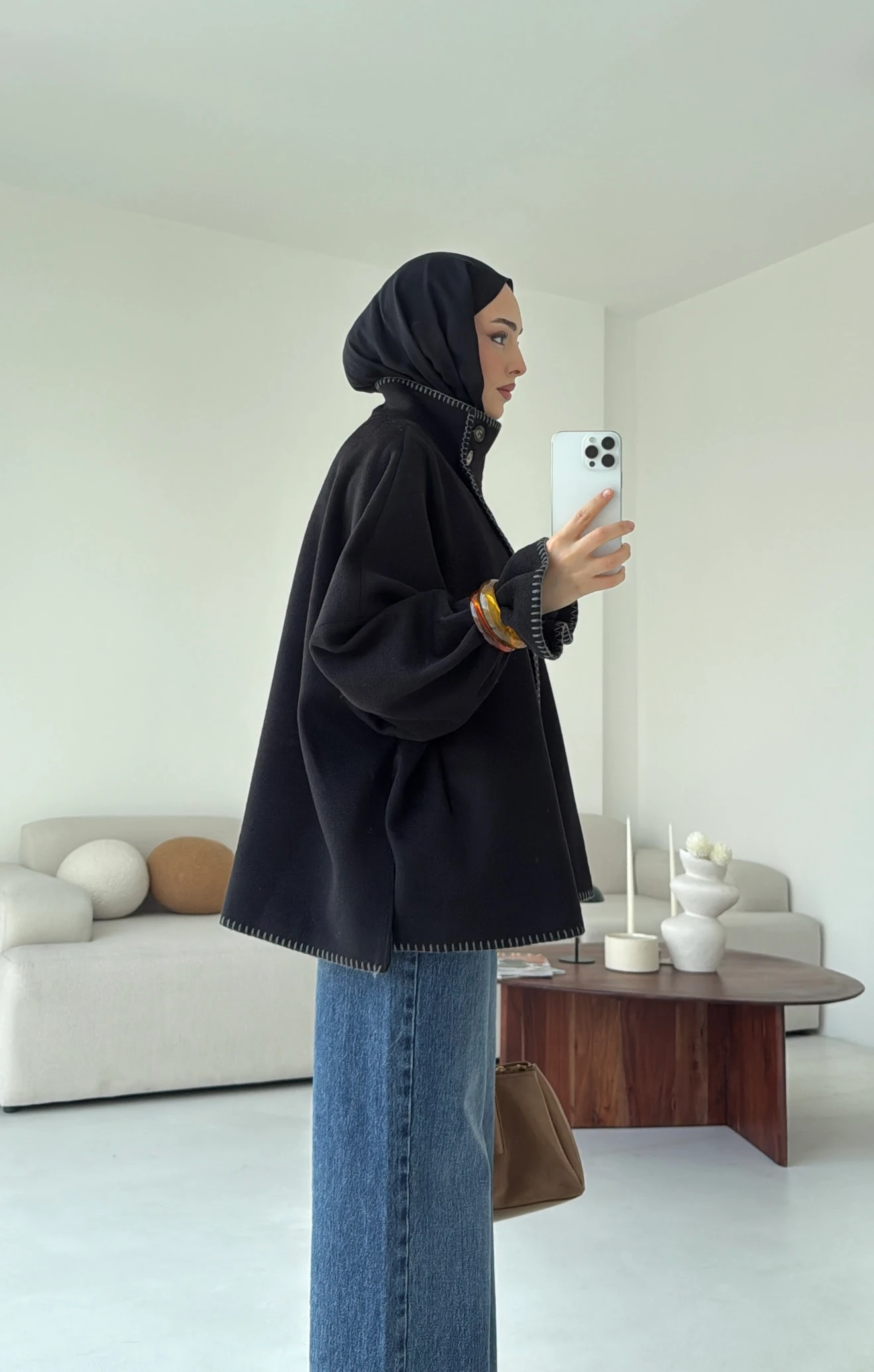 Nakış Detay Premium Kaban Siyah