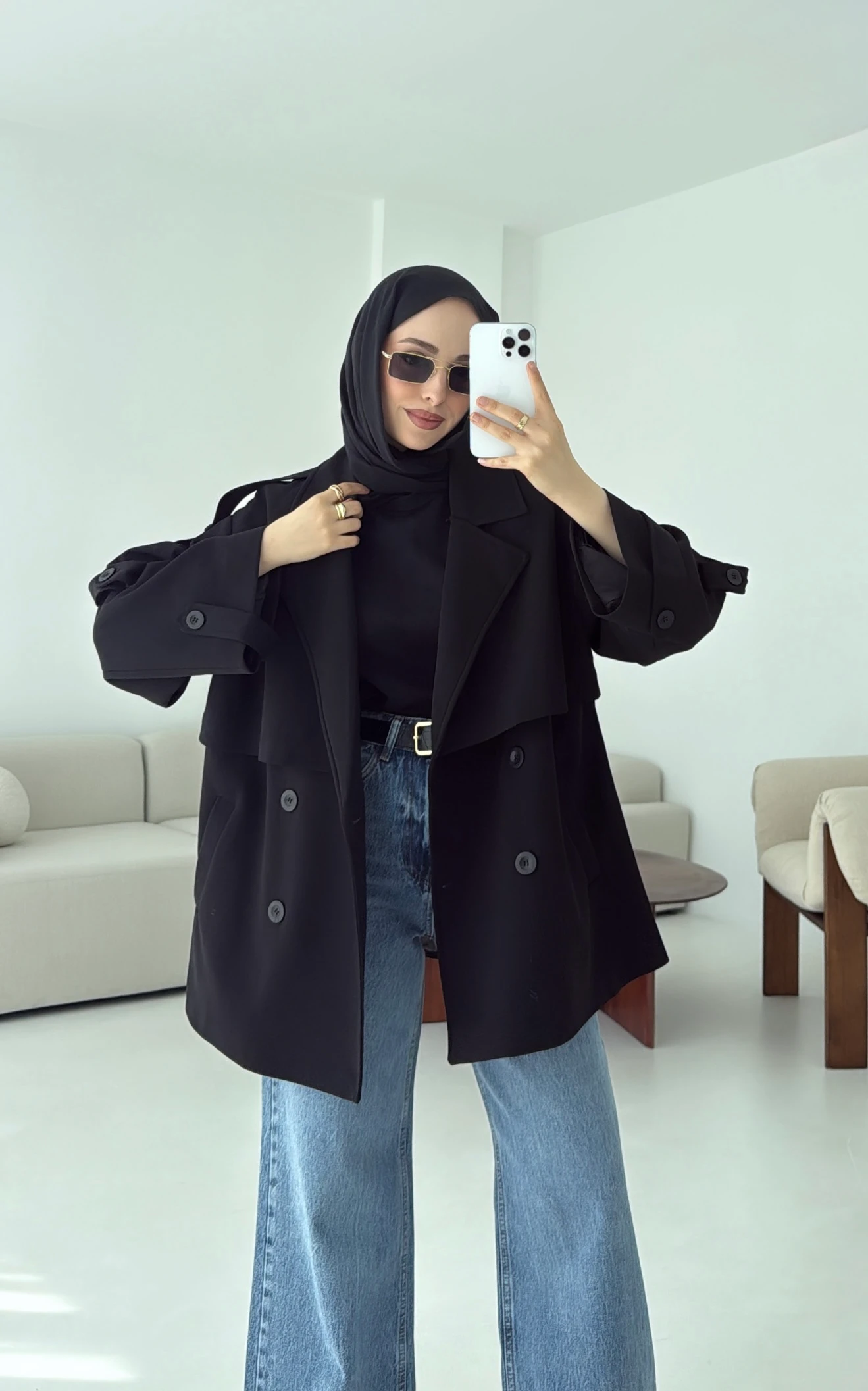 Siyah Bağlamalı Trençkot