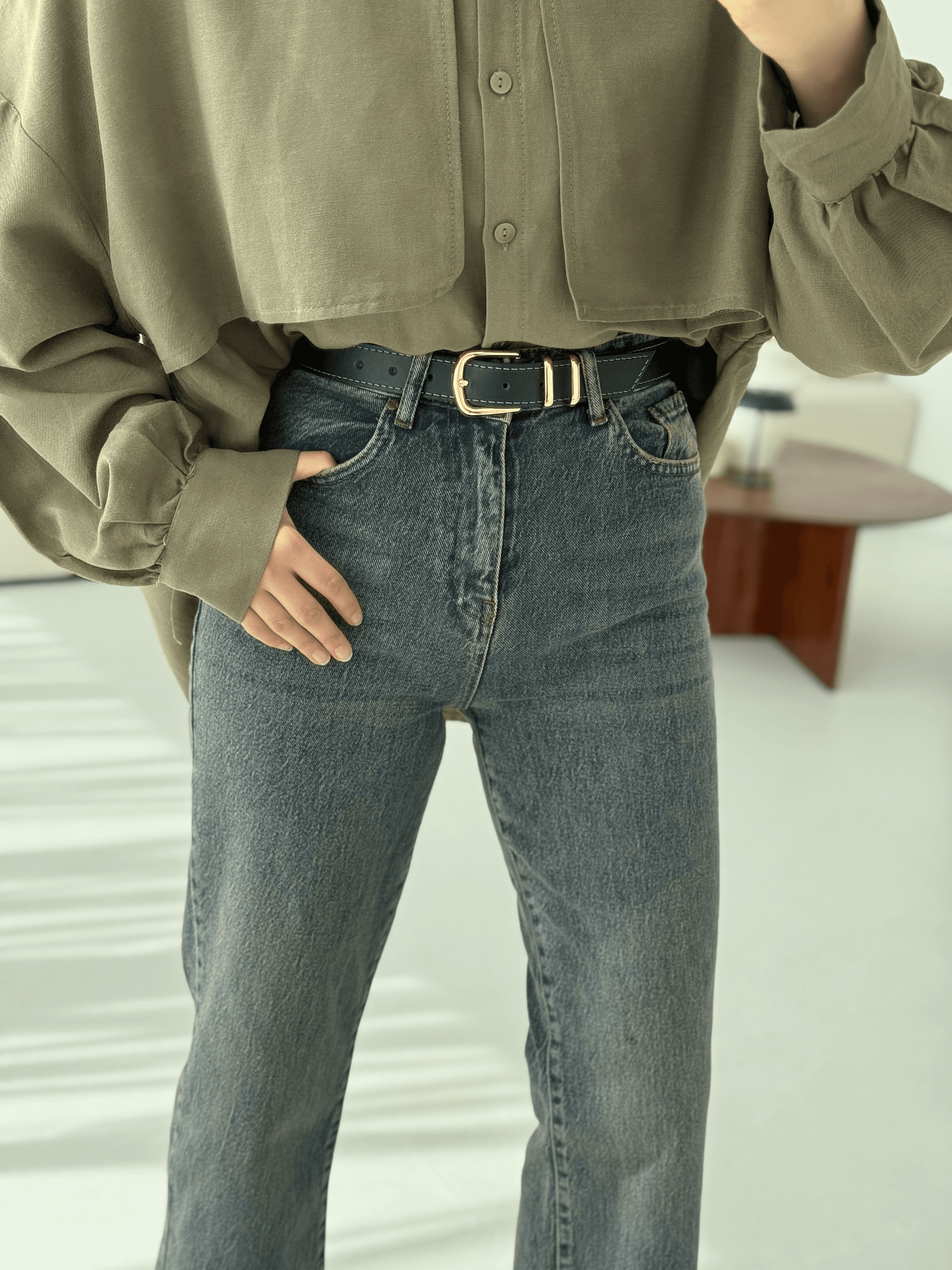 Premium Paçası Kesik Jean Siyah Kemerli 102