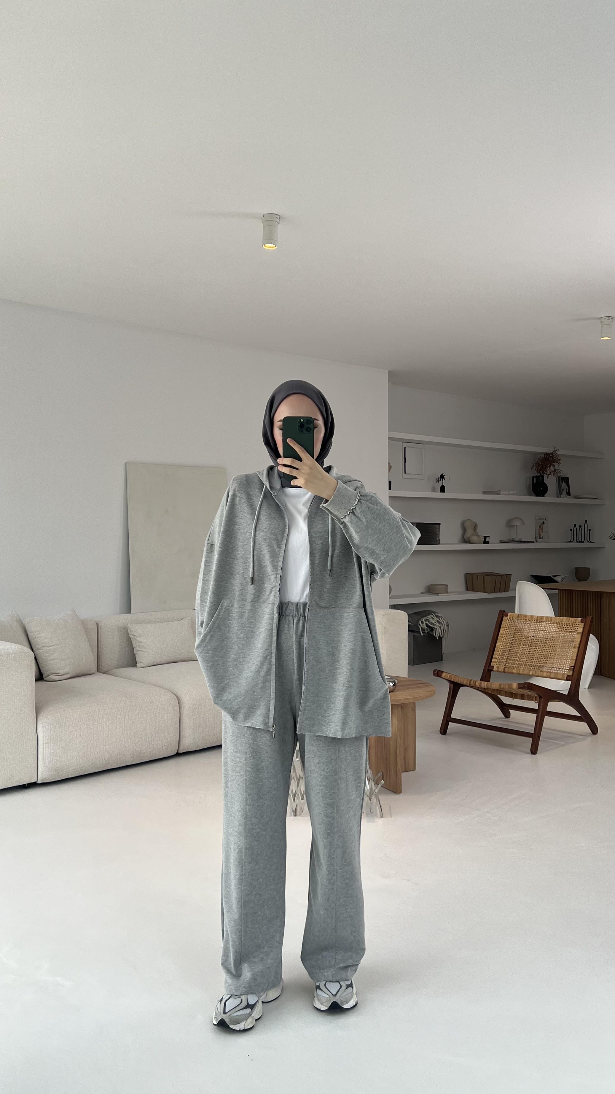 Fermuarlı Dikişsiz Takım Gri