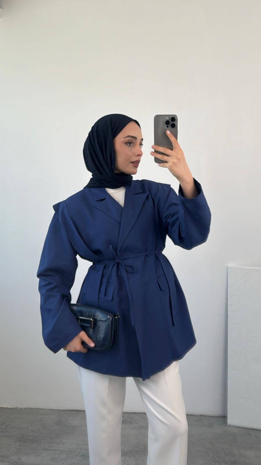Keten Bağlamalı Lacivert Blazer
