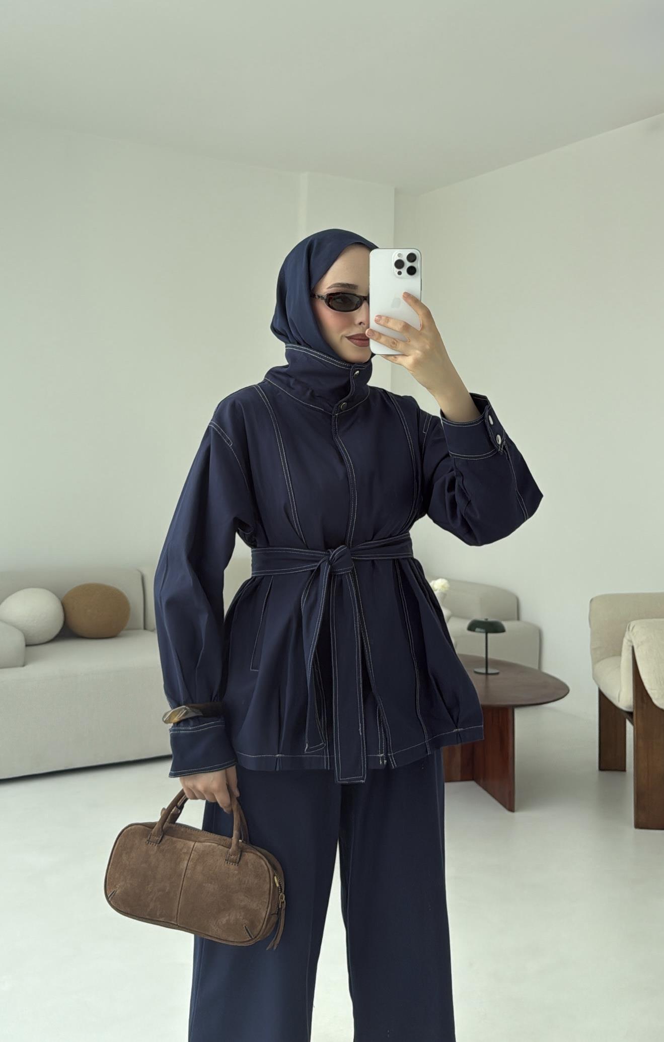 Kontrast Dikişli Gabardin Takım Lacivert