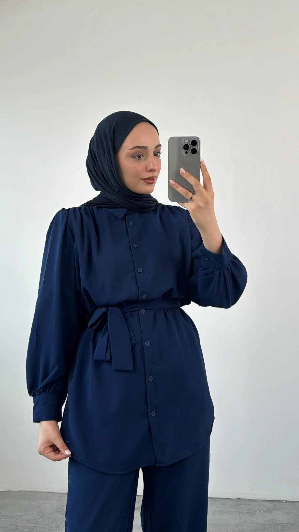 Krep Bağlamalı Gömlekli Takım Lacivert