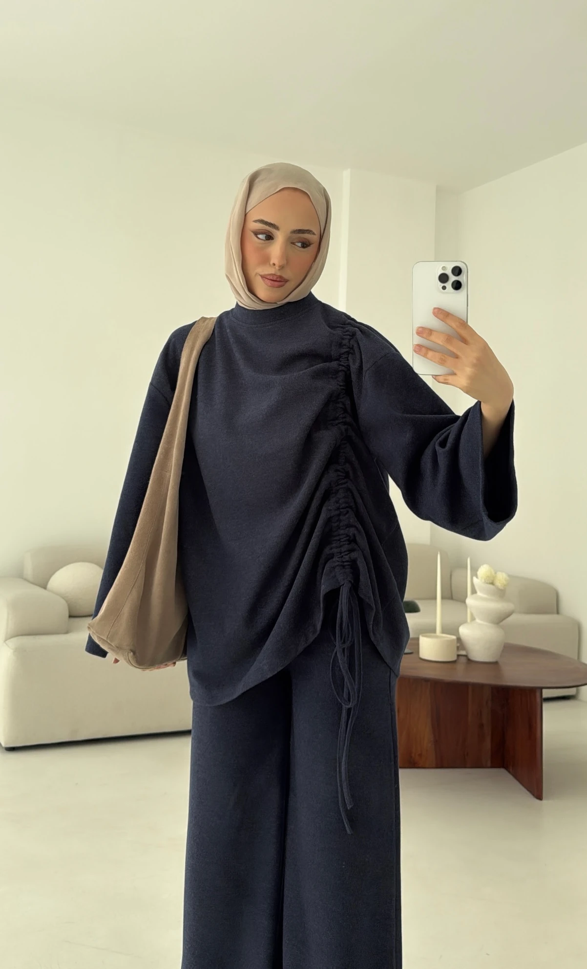 Bluzu Yandan Biyeli Takım Lacivert