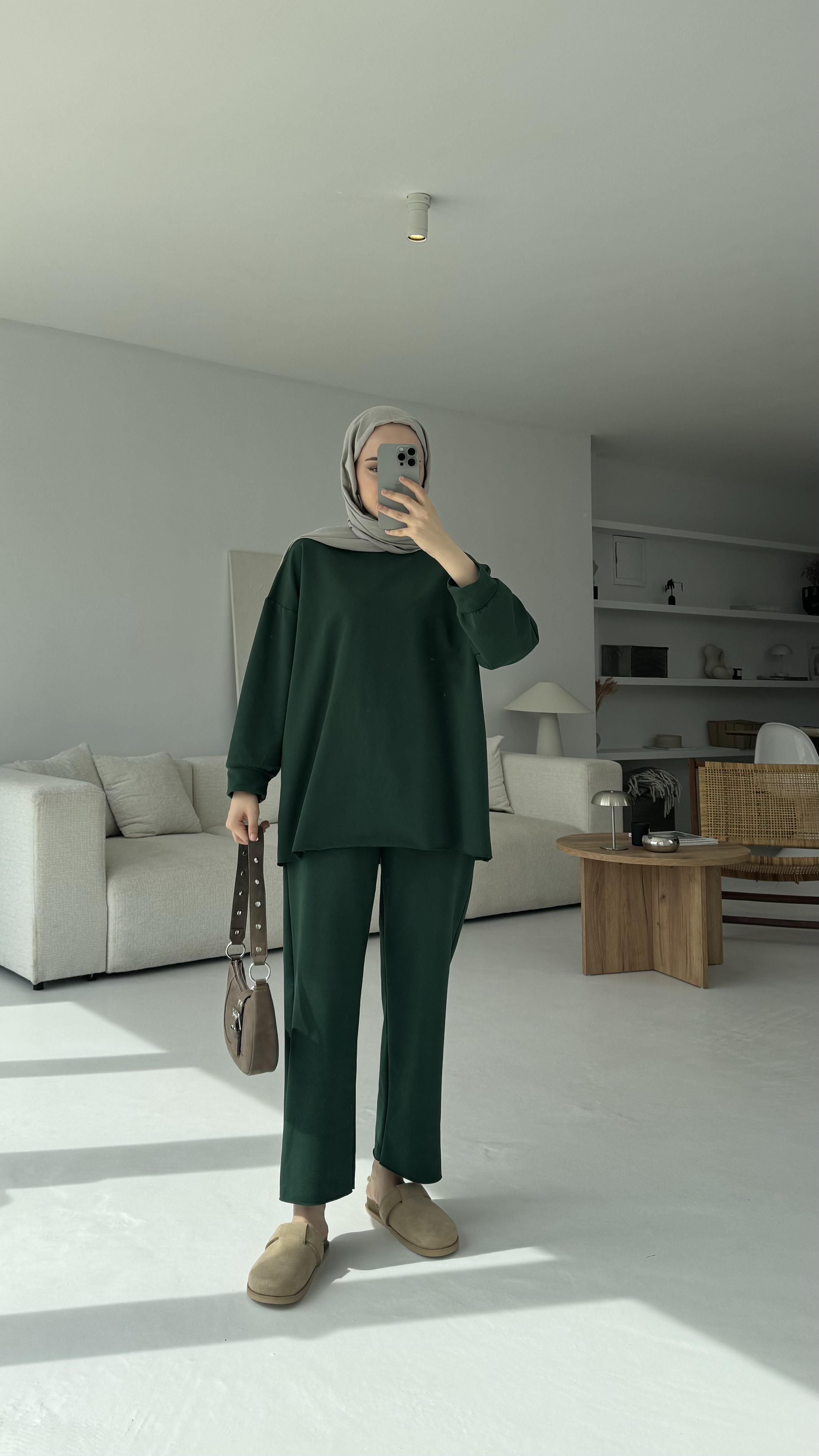 Dikişsiz Takım Zümrüt