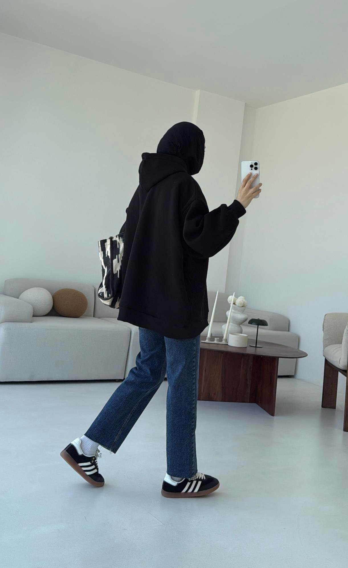 Kapüşonlu Oversize Şardonlu Sweatshirt Siyah
