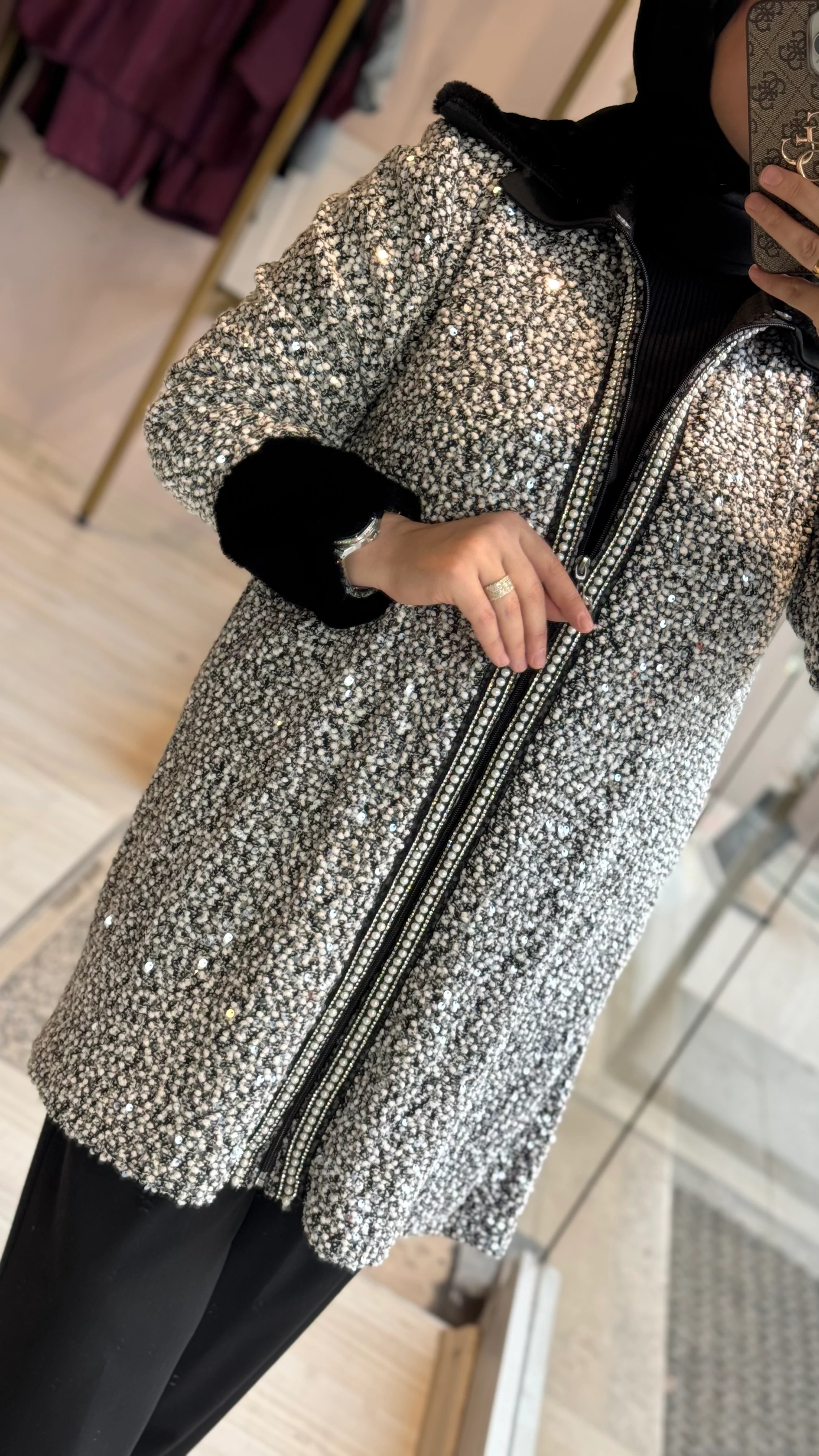 Selinada Işıltılı Ceket