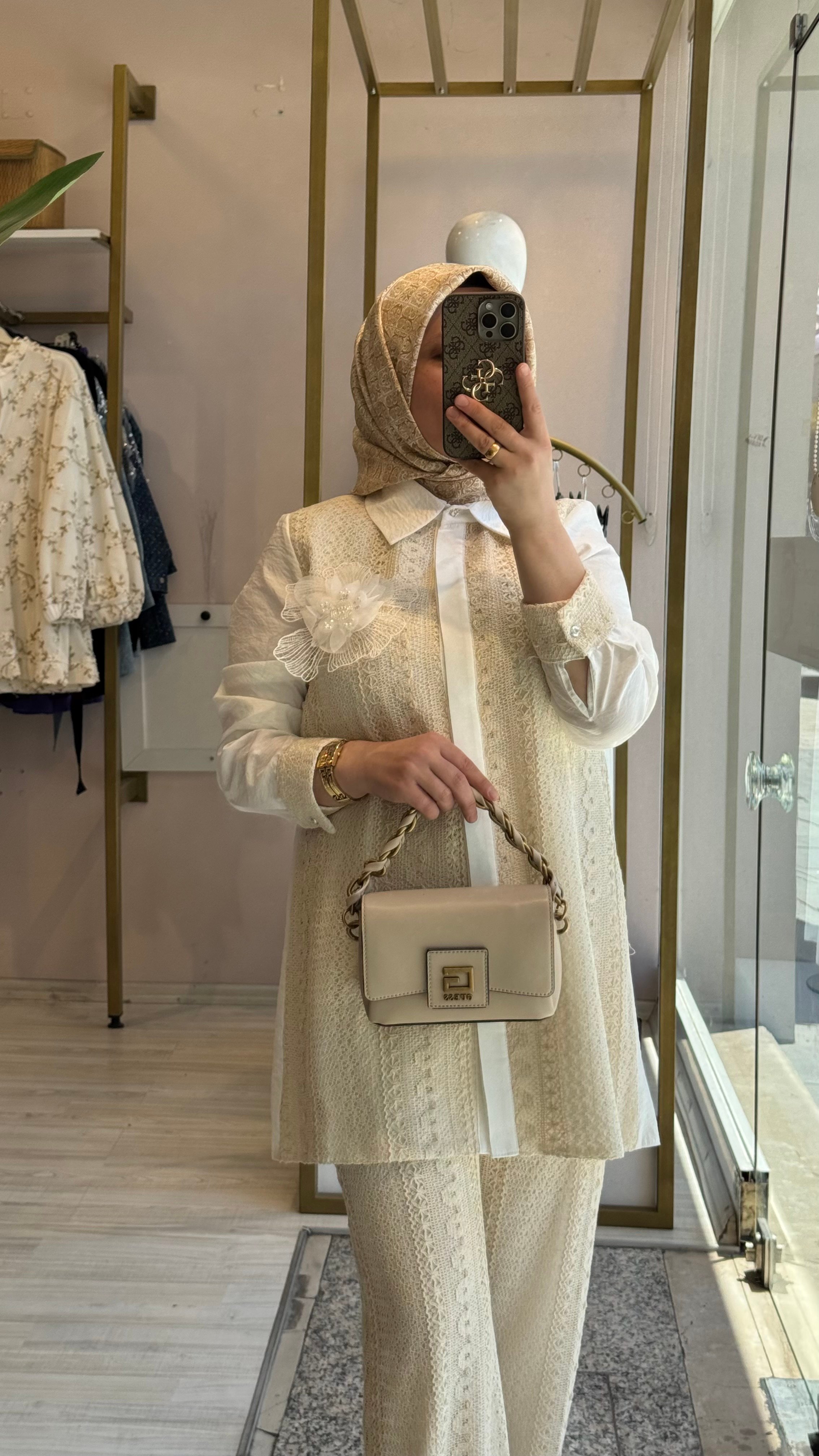 Selinada Güpür Takım 