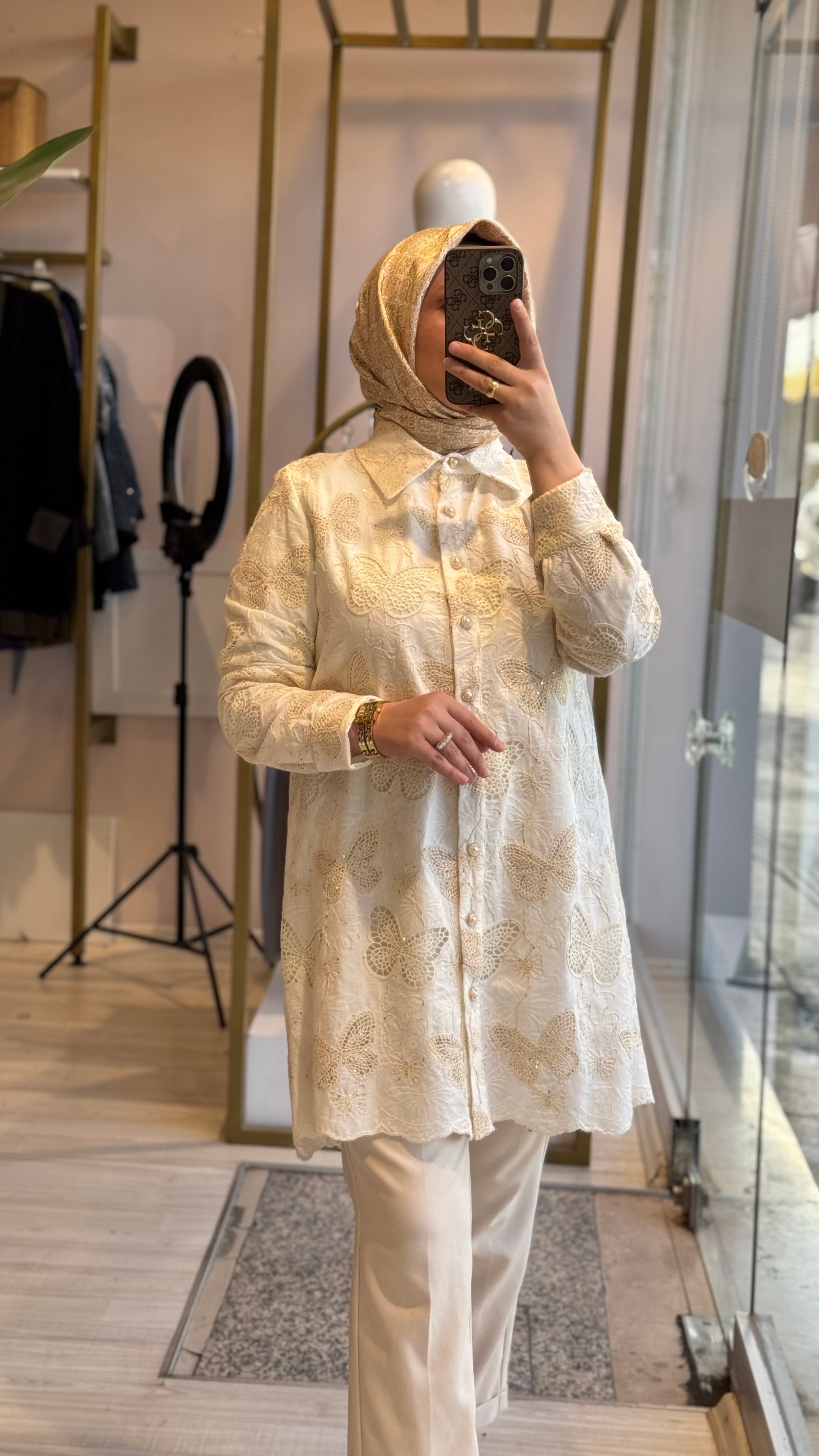Fisto Detaylı Tunik