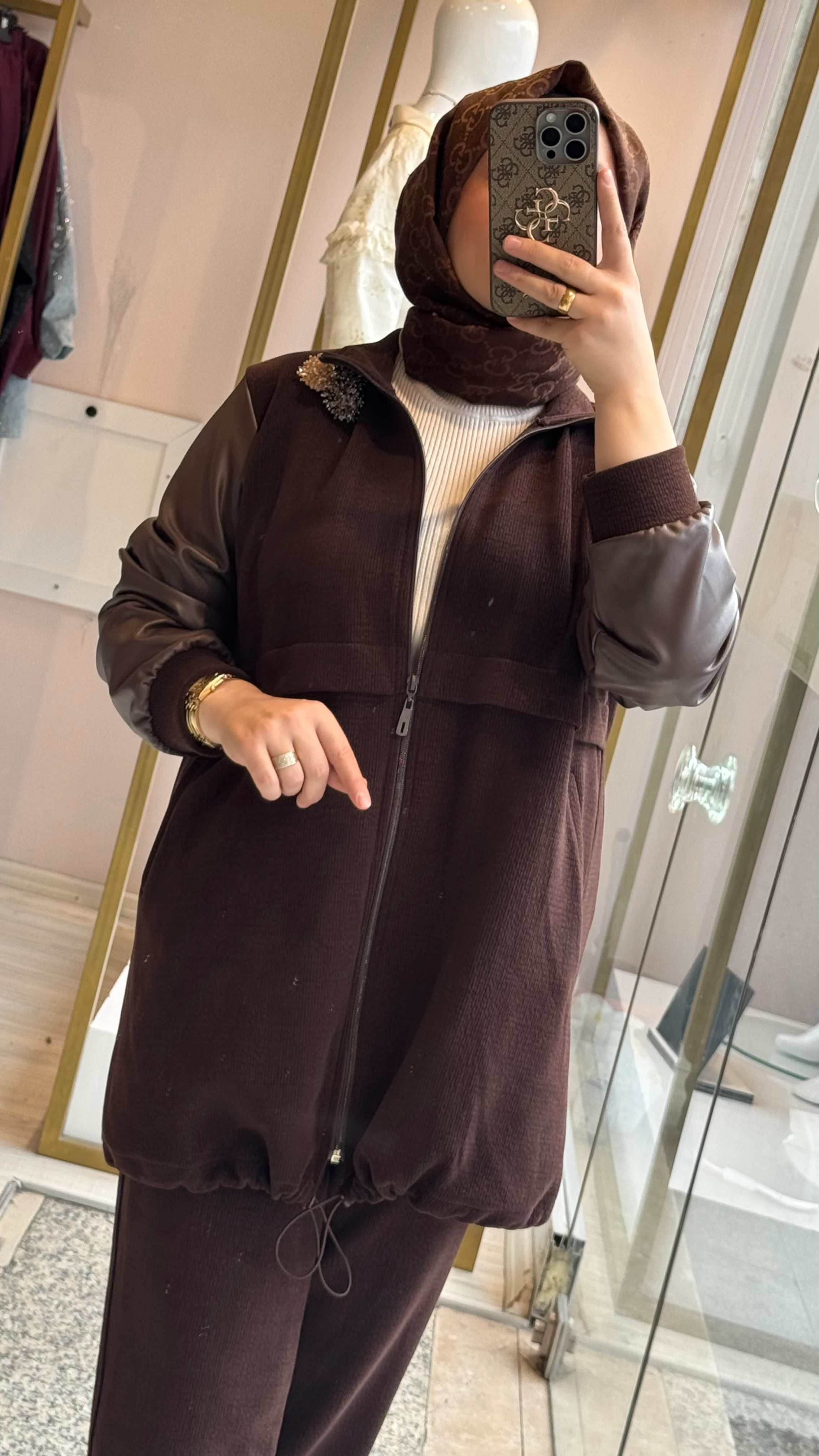 Fuat Gürşen Kadife Takım