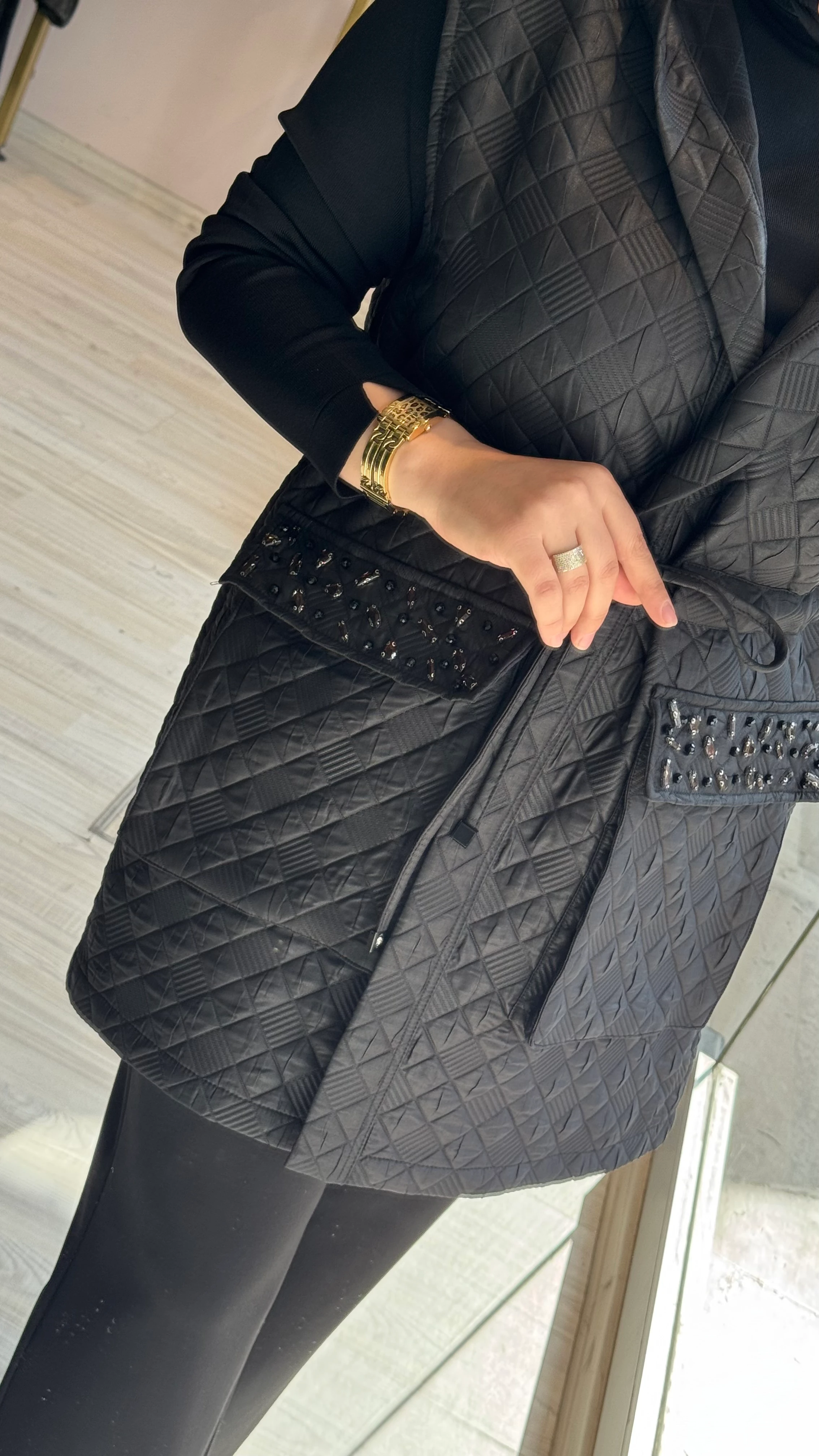 Nuss Cebi Taşlı Yelek