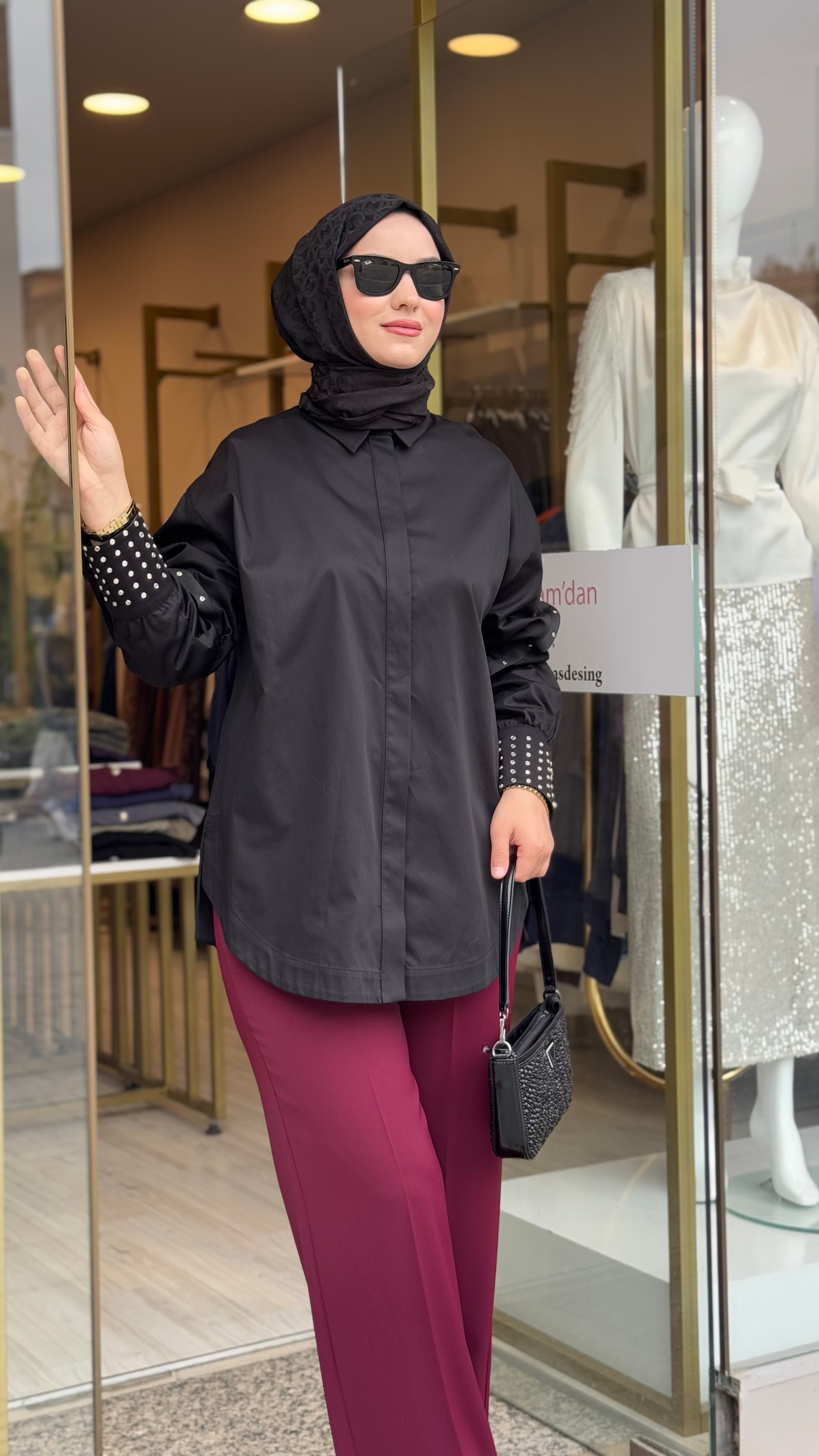 Ghisa Kolları Detaylı Gömlek