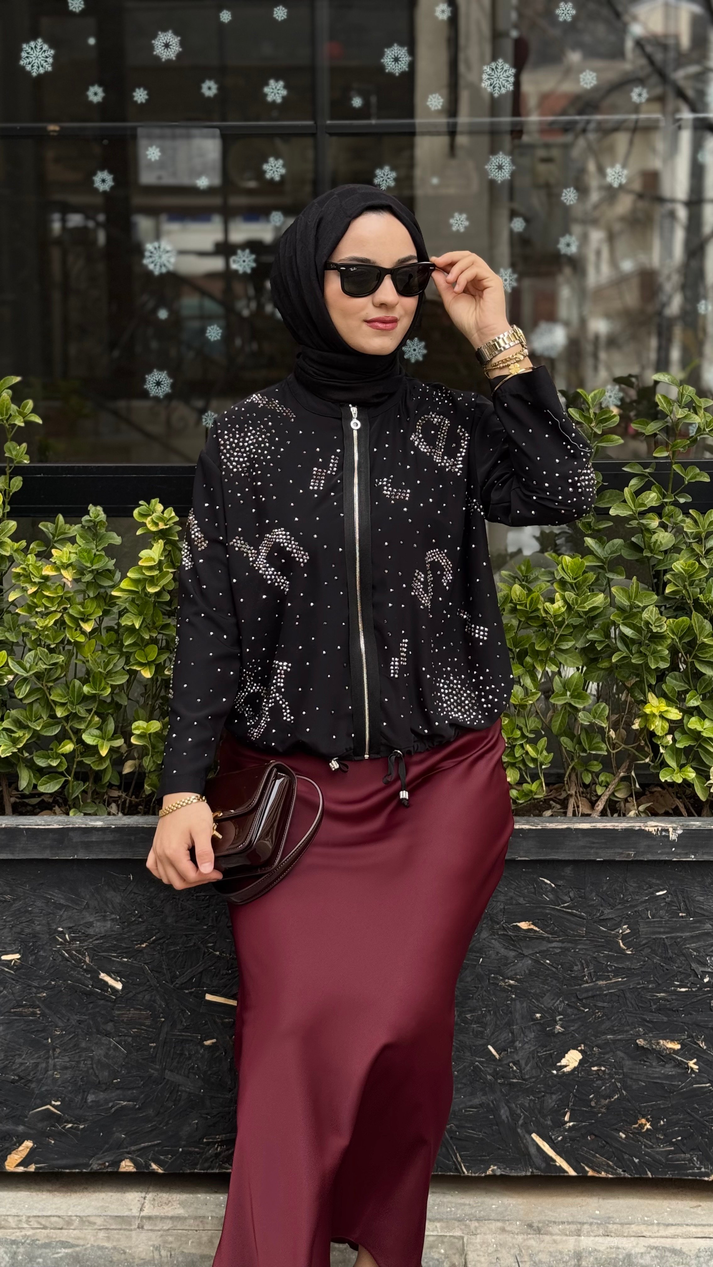 Ghisa Taşlı Ceket