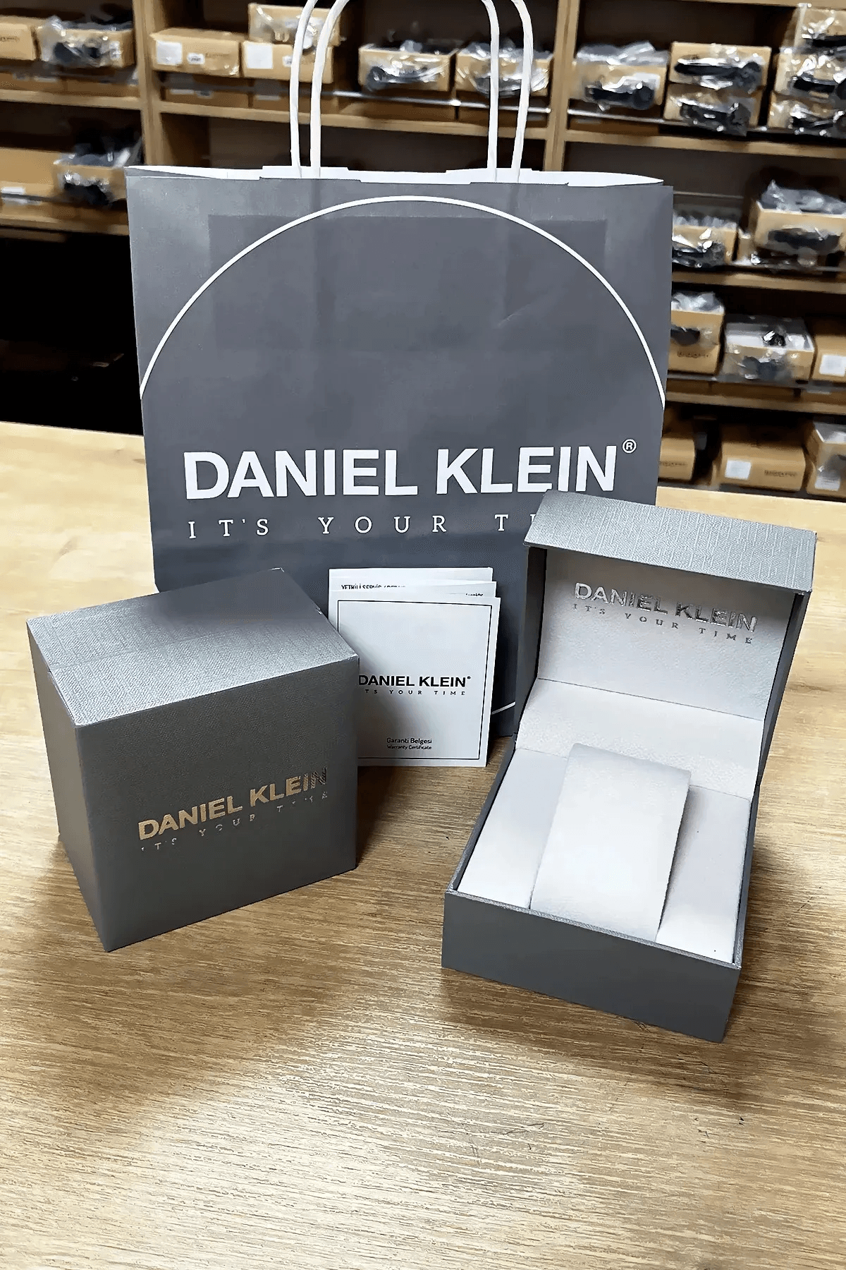  DANİEL KLEİN ERKEK KOL SAATİ DK186905
