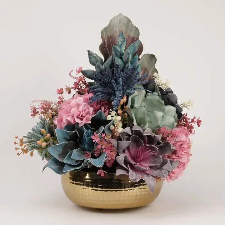 Yapay Çiçekli Ürünler