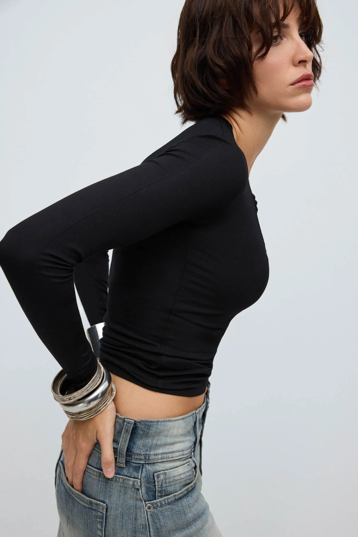 Katherine Dantel V Yaka Bluz