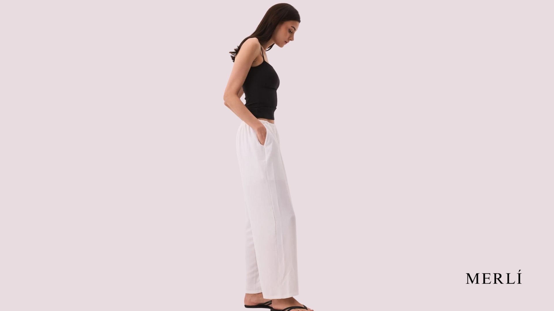 Beyaz Pantolon İle Modern Yazlık Kombin İpuçları