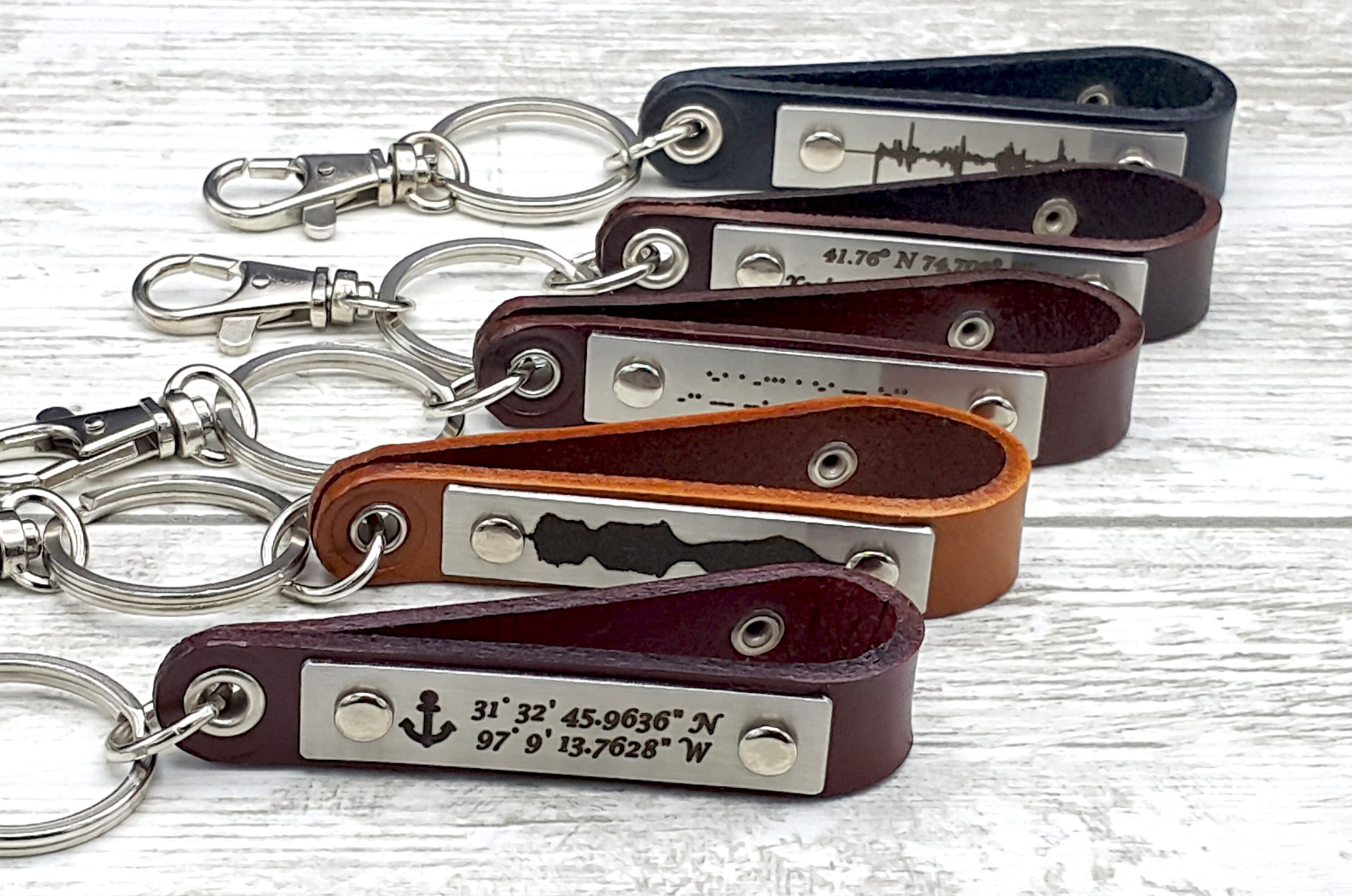 Coordinates Keychain - Latitude Longitude - Long Distance Gift for Man - Anniversary Gift for Him - Custom Leather Keychain Engraved Gift