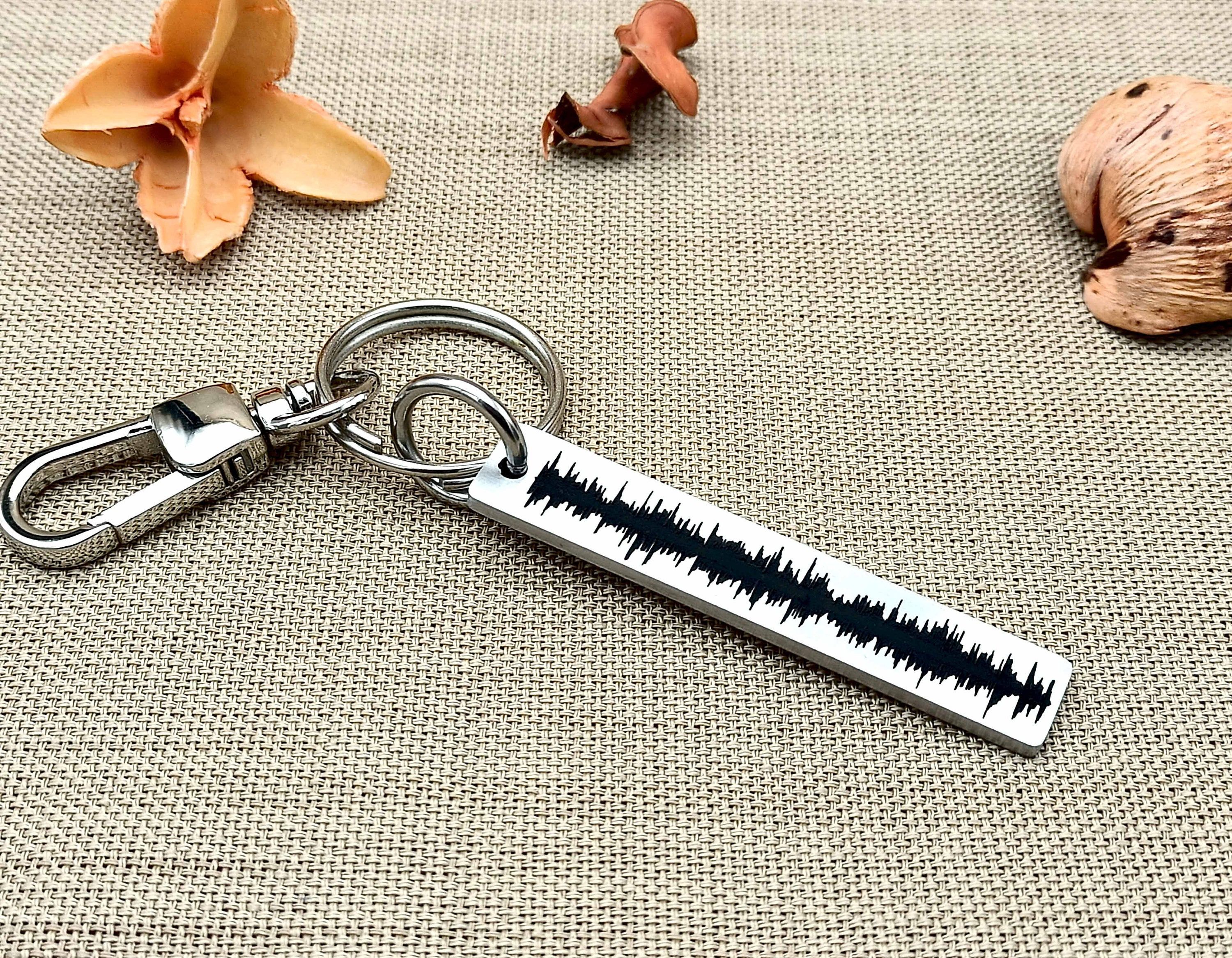 Personalized Soundwave Keychain with QR Code – Custom Voice Message or Song – Birthday Gift for Him