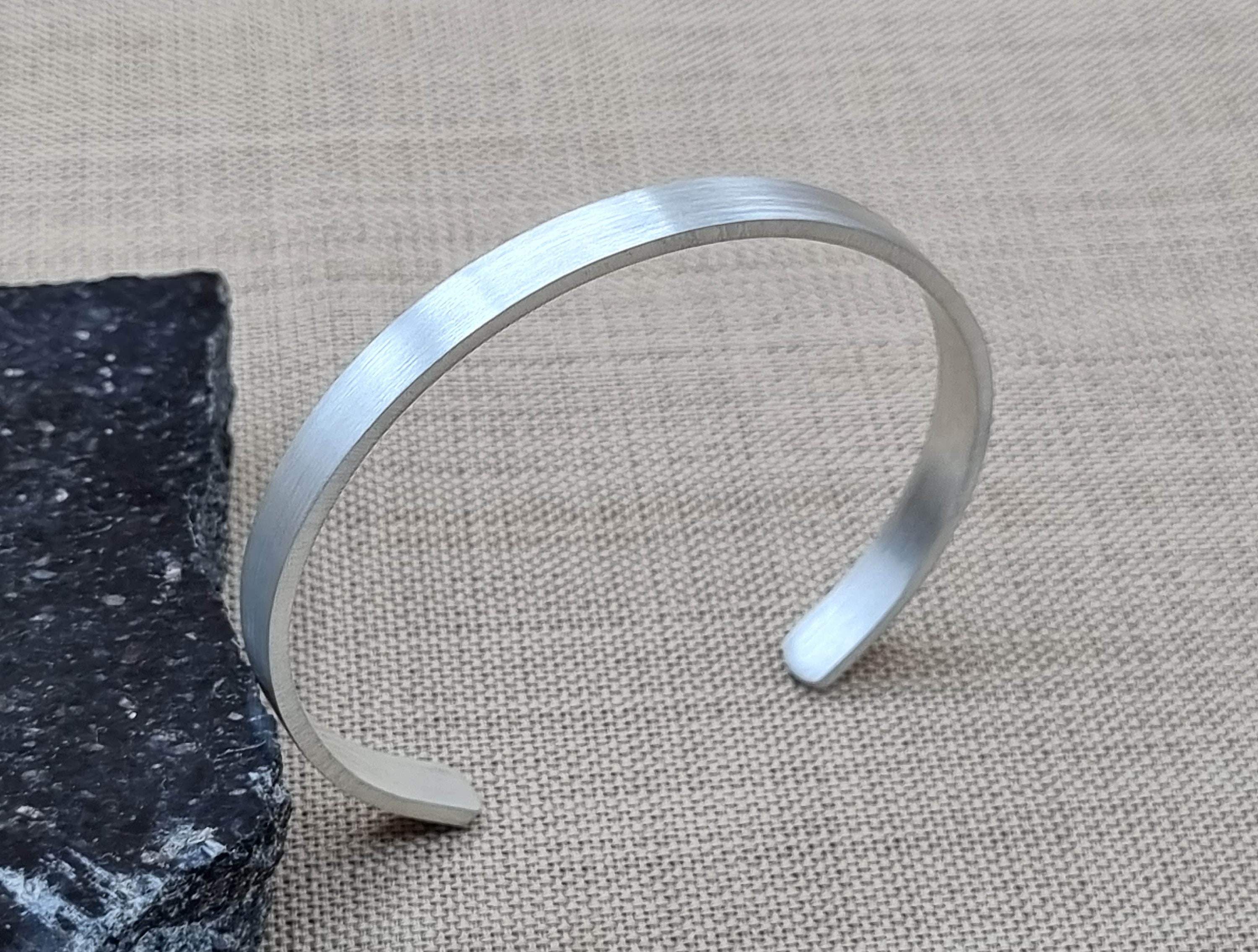 Gümüş Mat Tıknaz Katı Erkek Manşet Bileklik, Özel Tasarım El Yapımı 925 Ayar Gümüş Bileklik
