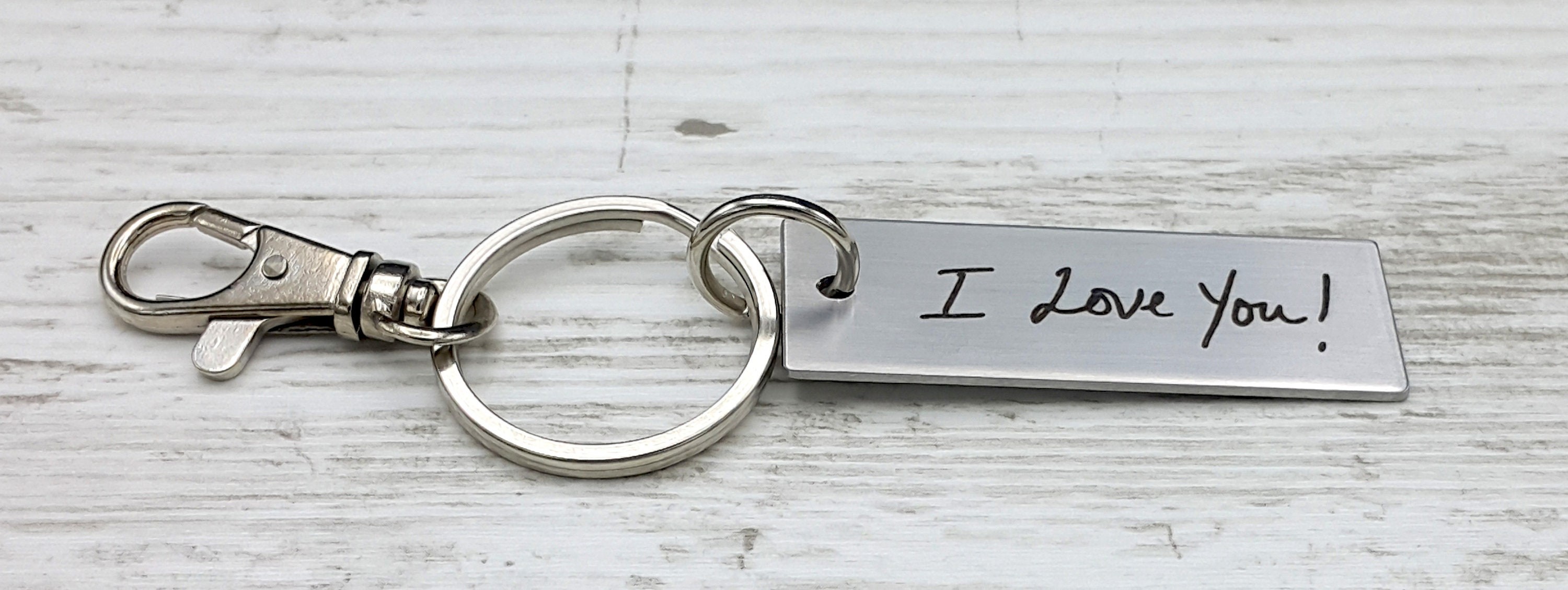 Real Handwriting Engraved Keychain – Personalized Memorial Signature Keychain