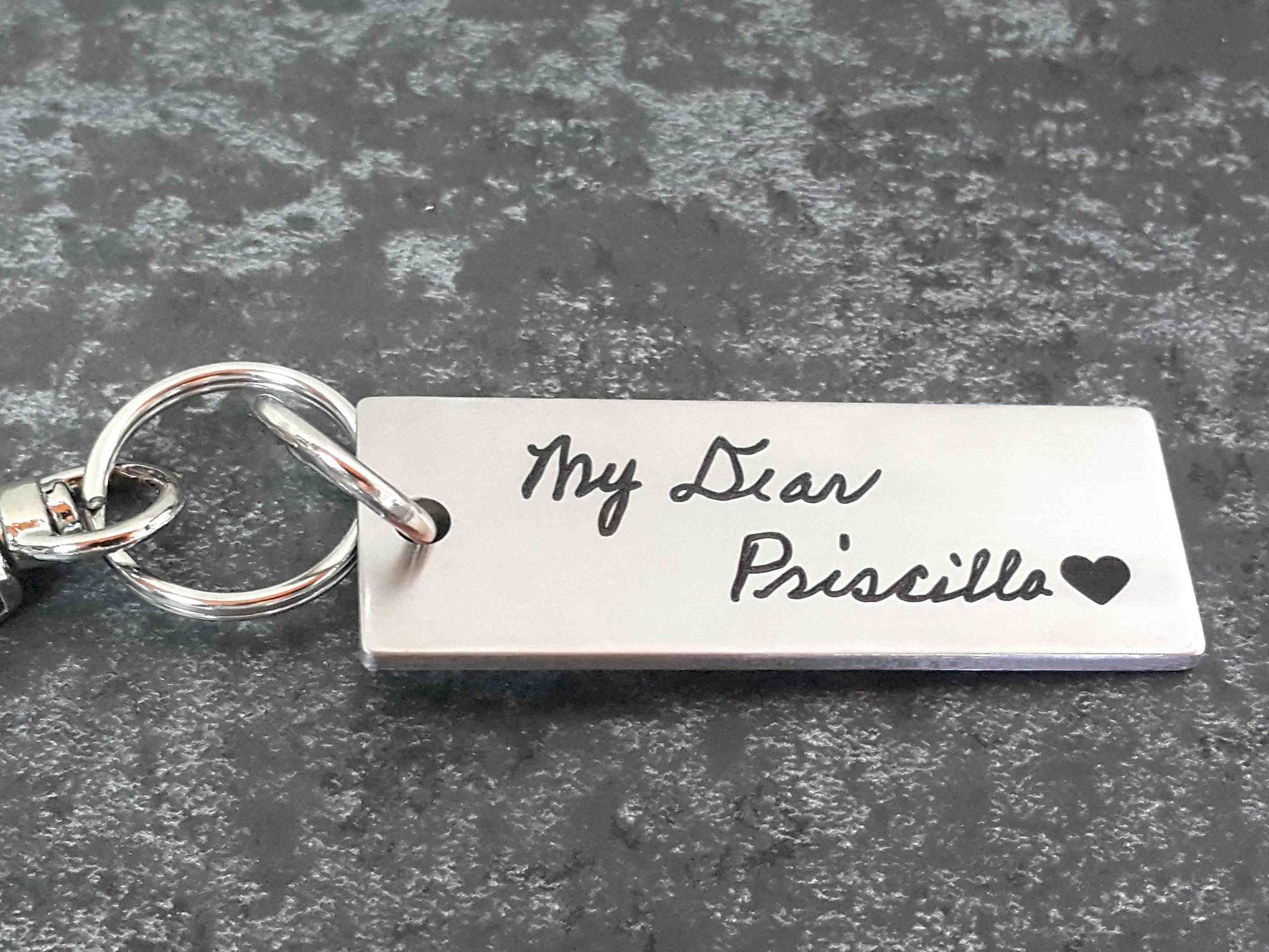 Real Handwriting Engraved Keychain – Personalized Memorial Signature Keychain