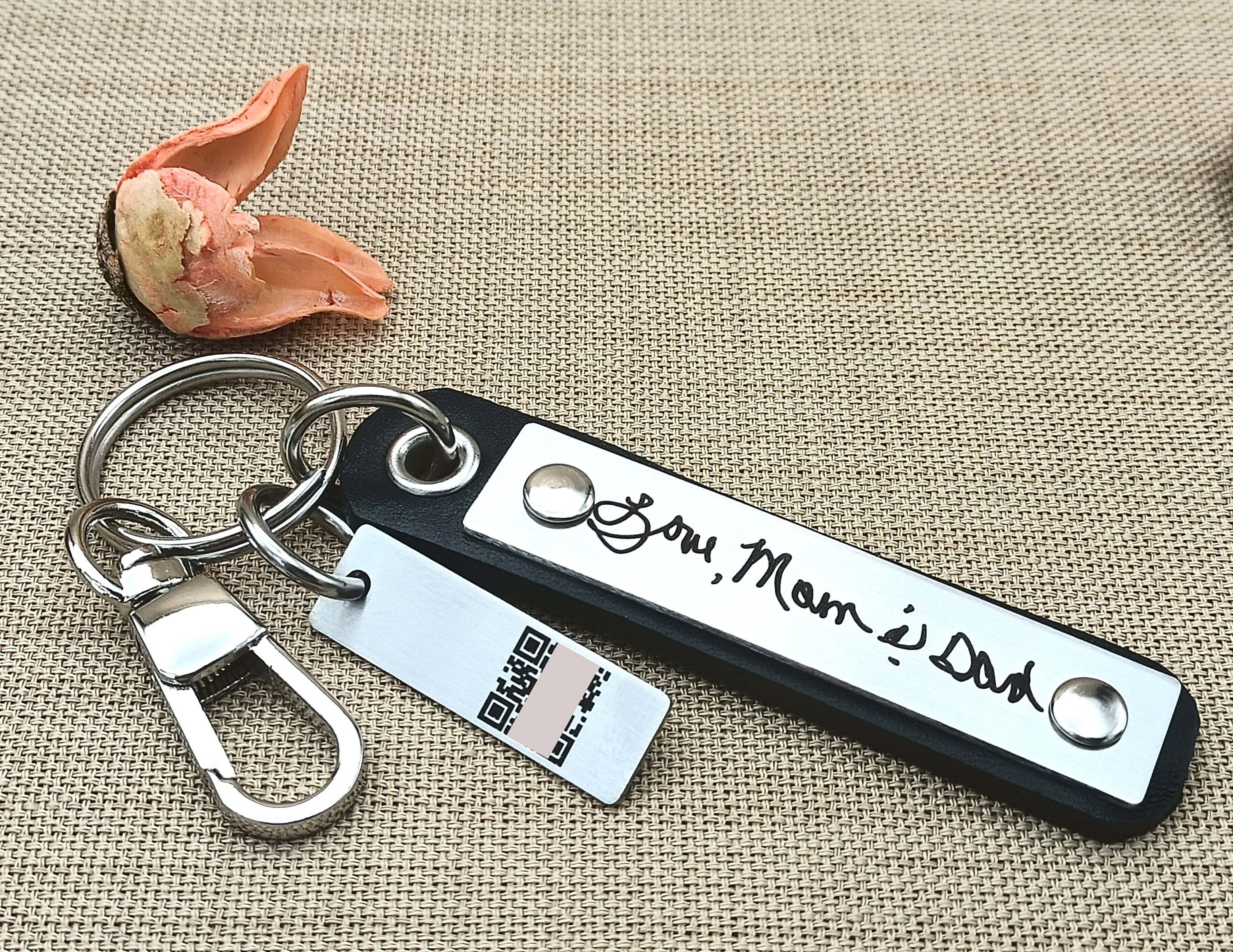 Actual Handwriting and QR Code Keychain, Loved One's Handwritten Signature Keychain, Custom Memorial Handwriting & Voice Recording Key chain