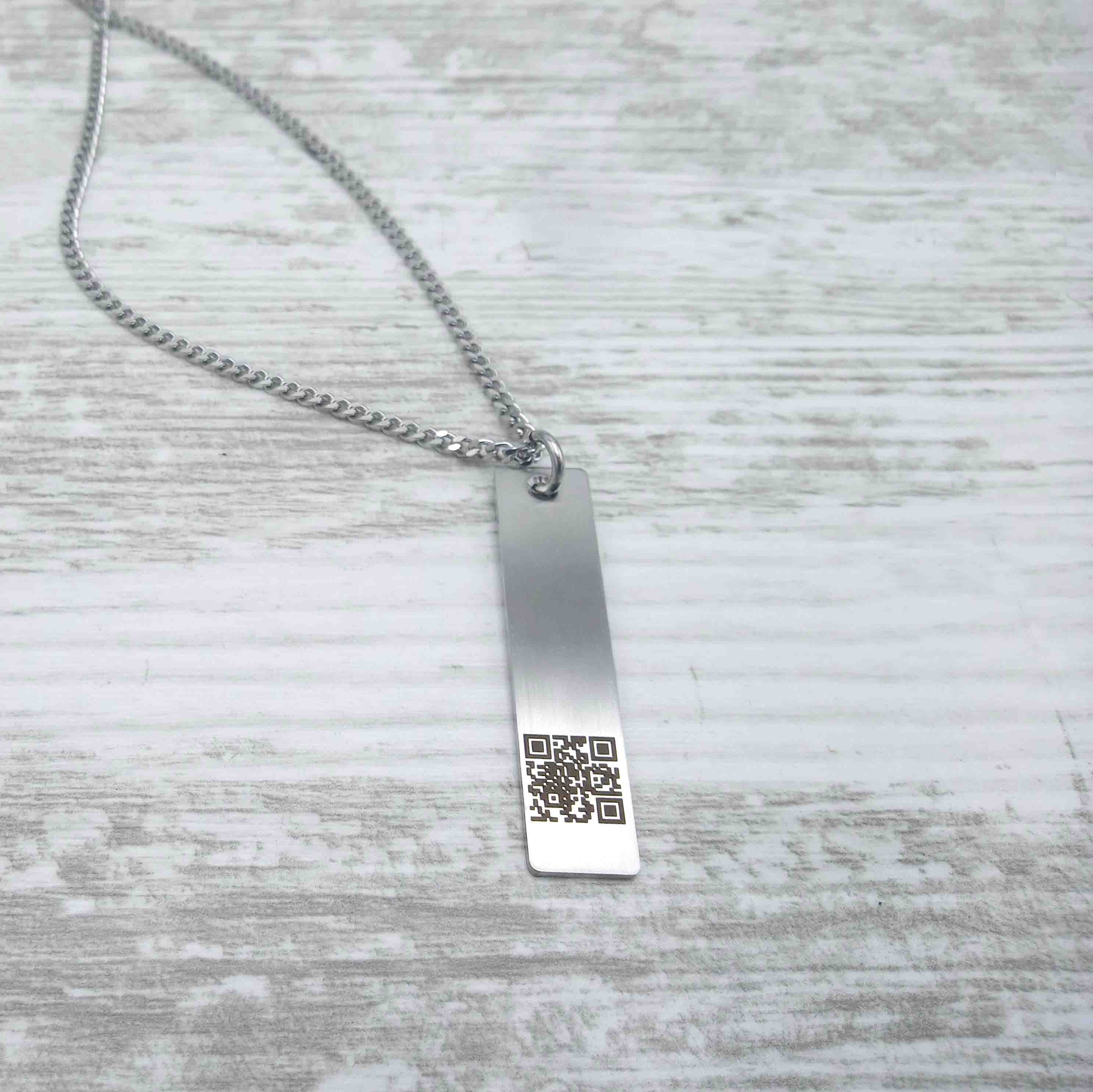Personalized Soundwave Art Necklace, Mens QR Code Necklace, Engraved 14K Gold Soundwave Jewellery, Custom Voice Recording Gift for Him